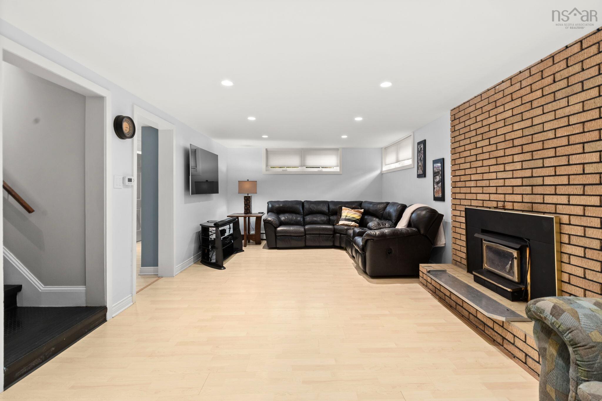 14 Bayswater Road, Dartmouth, NS (MLS 202526483)