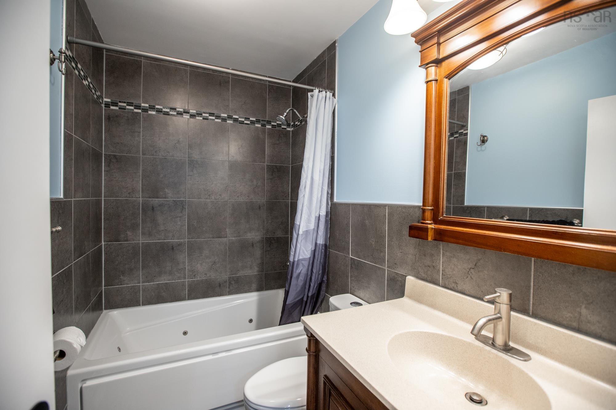 72 Mount Edward Road, Dartmouth, NS (MLS 202526497)