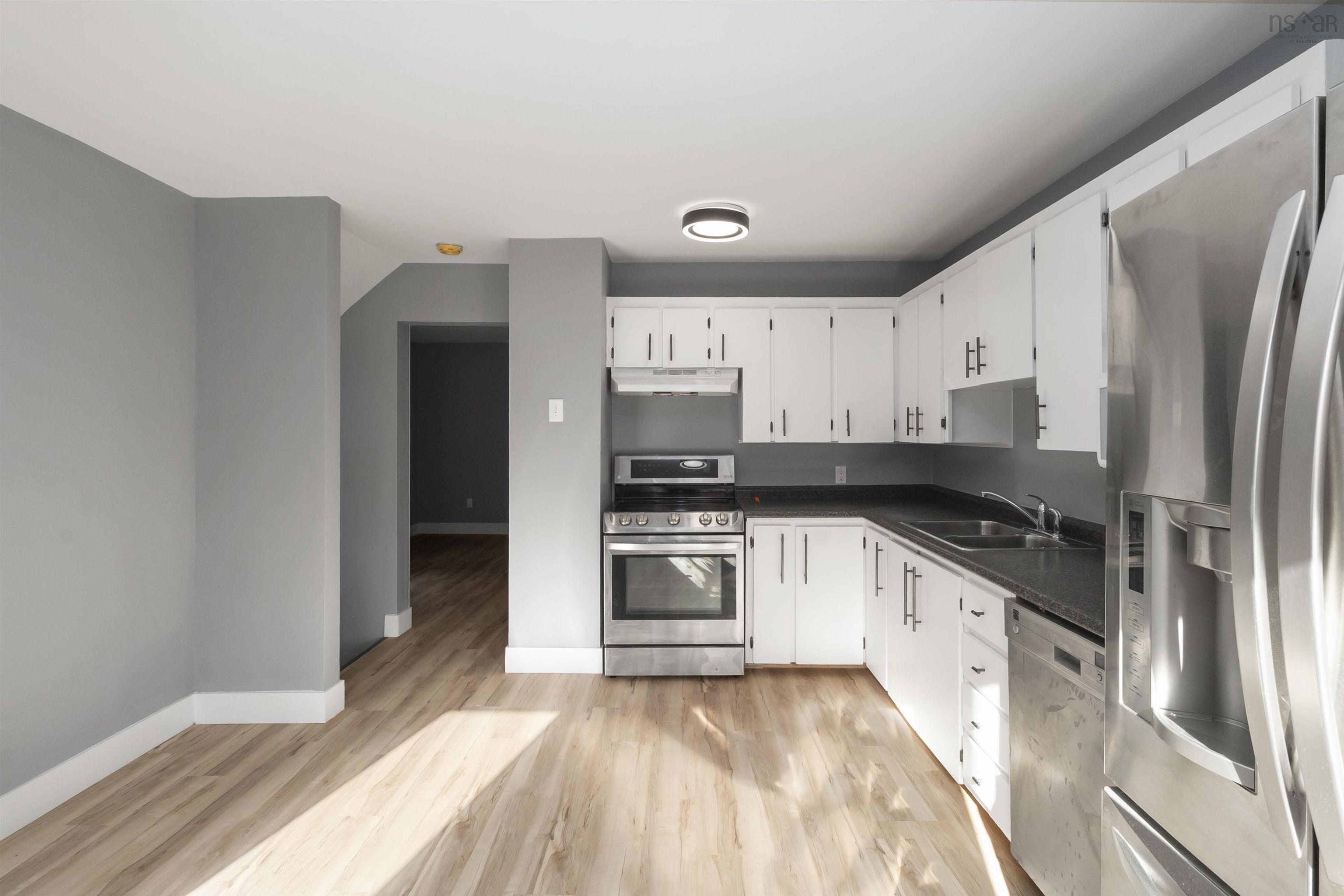 5 Mountain Road, Halifax, NS (MLS 202526501)