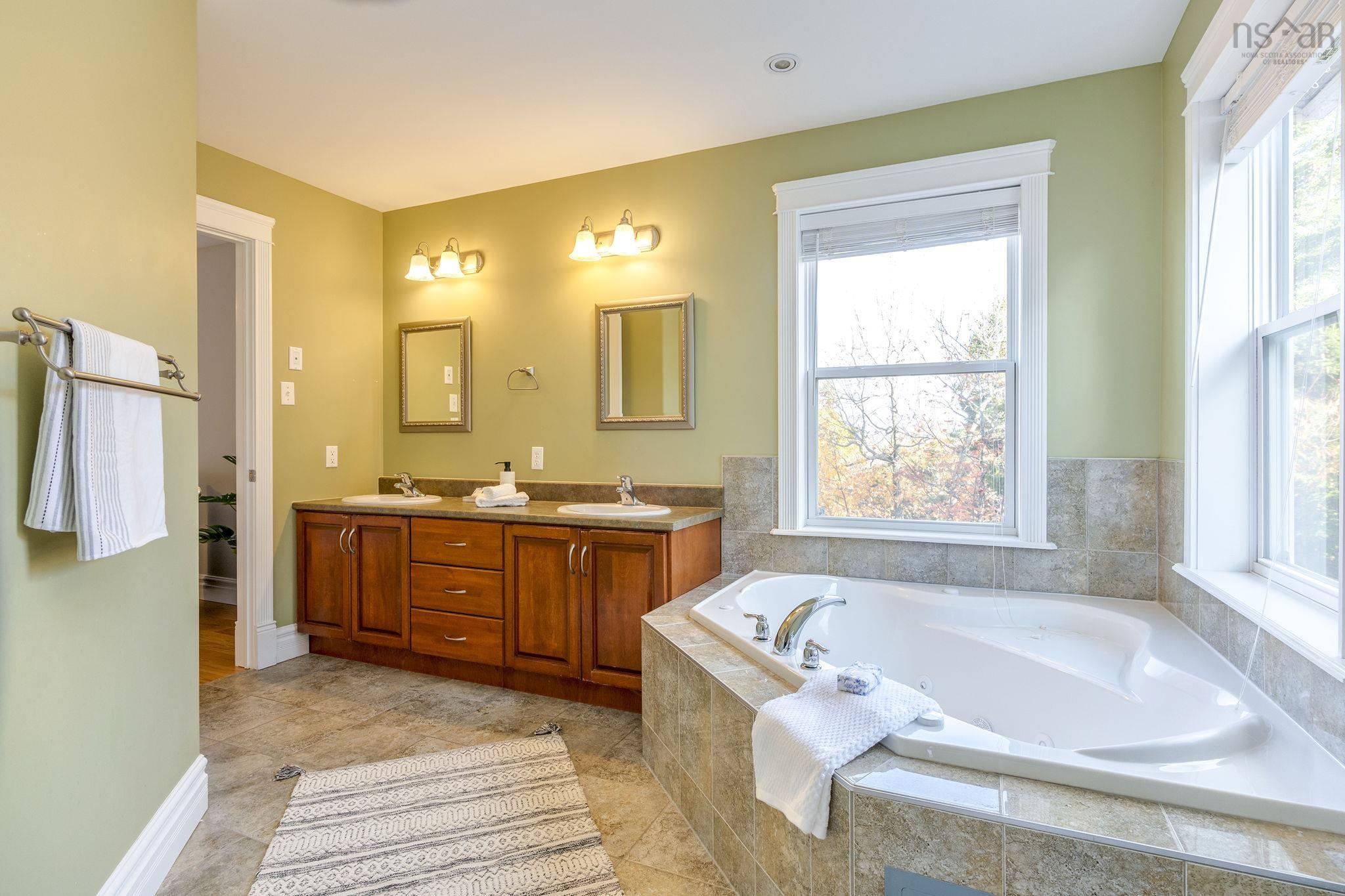 153 Ravines Drive, Bedford, NS (MLS 202526556)