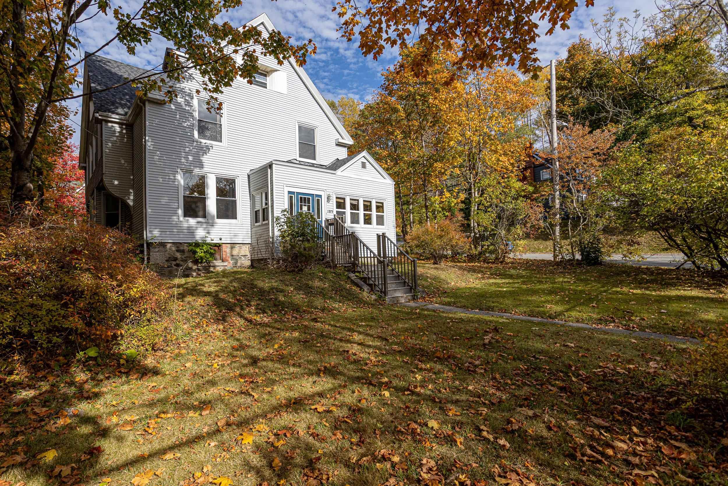 105 Pleasant Street, Dartmouth, NS (MLS 202526637)