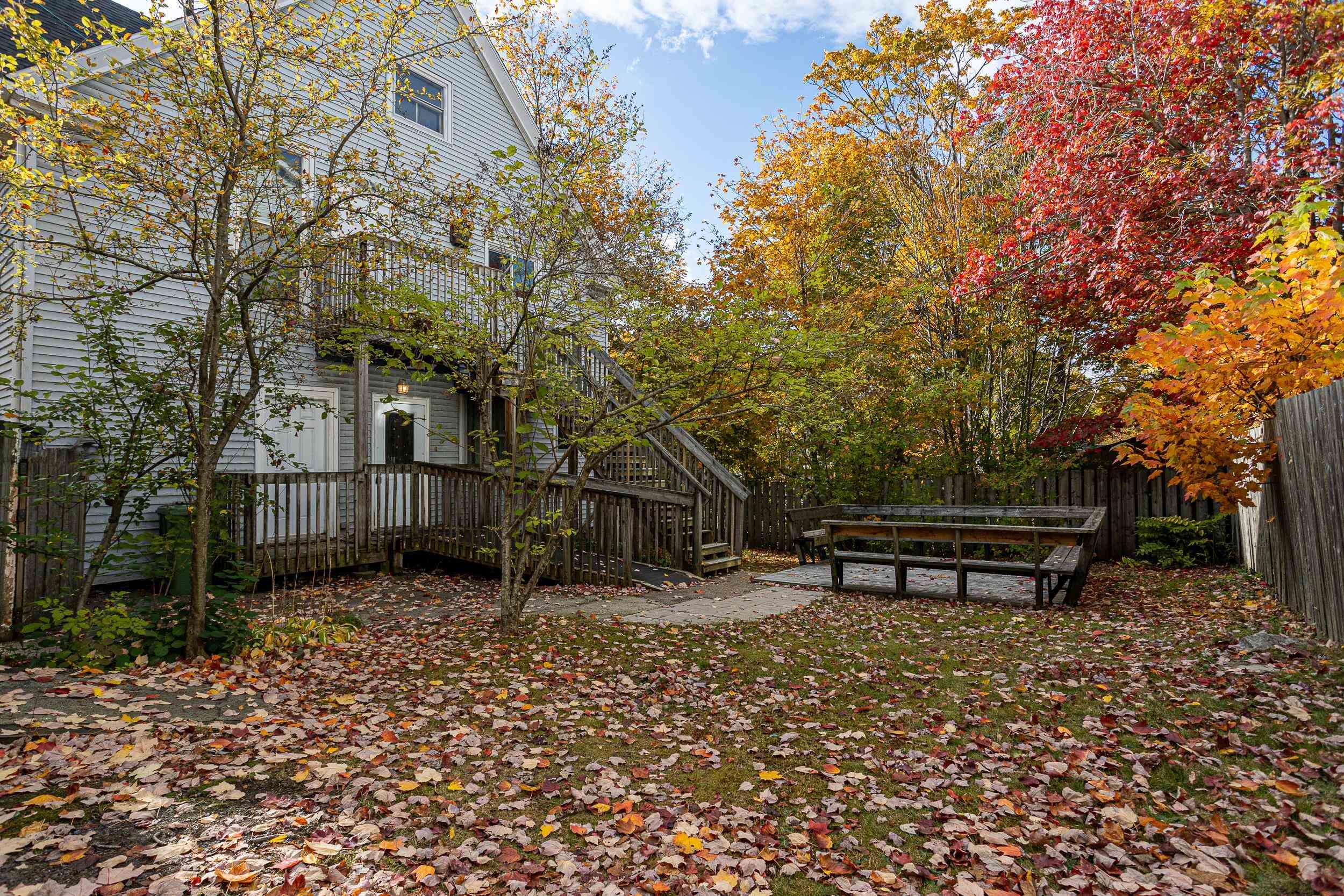 105 Pleasant Street, Dartmouth, NS (MLS 202526637)