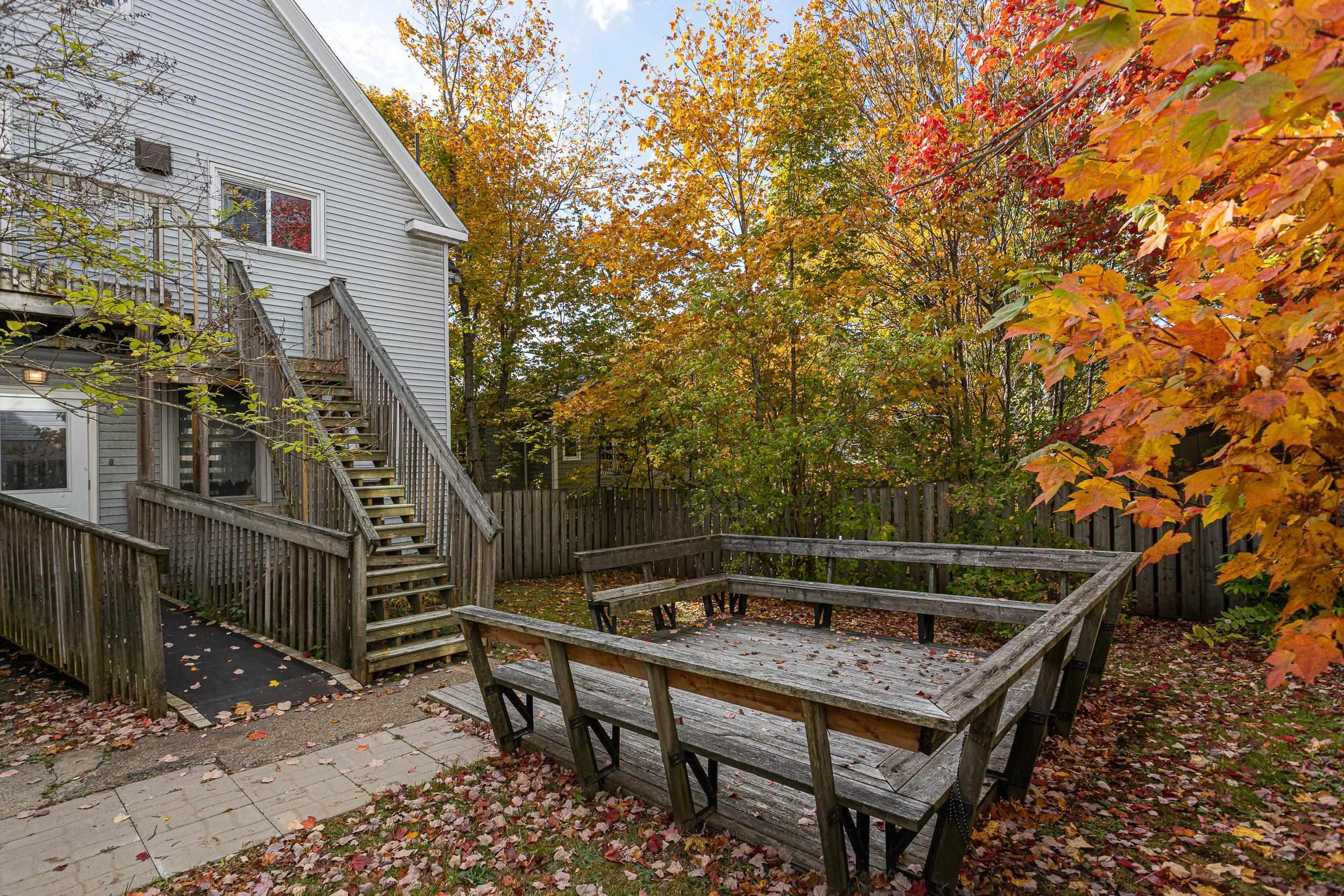 105 Pleasant Street, Dartmouth, NS (MLS 202526637)