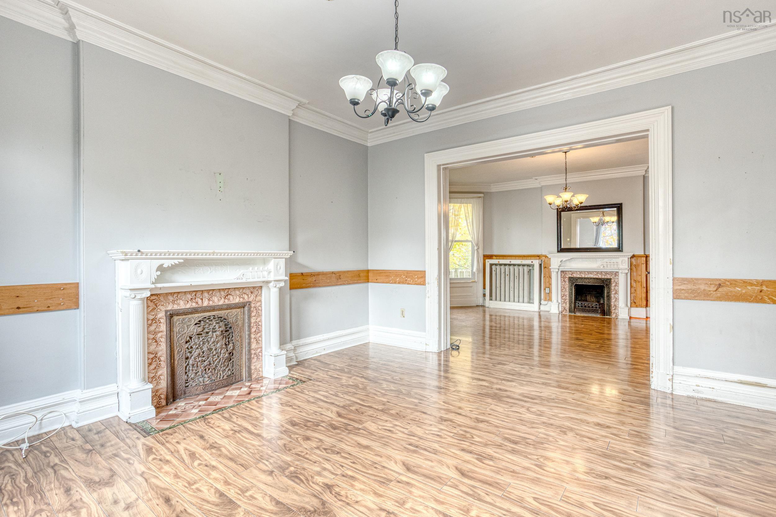 105 Pleasant Street, Dartmouth, NS (MLS 202526637)