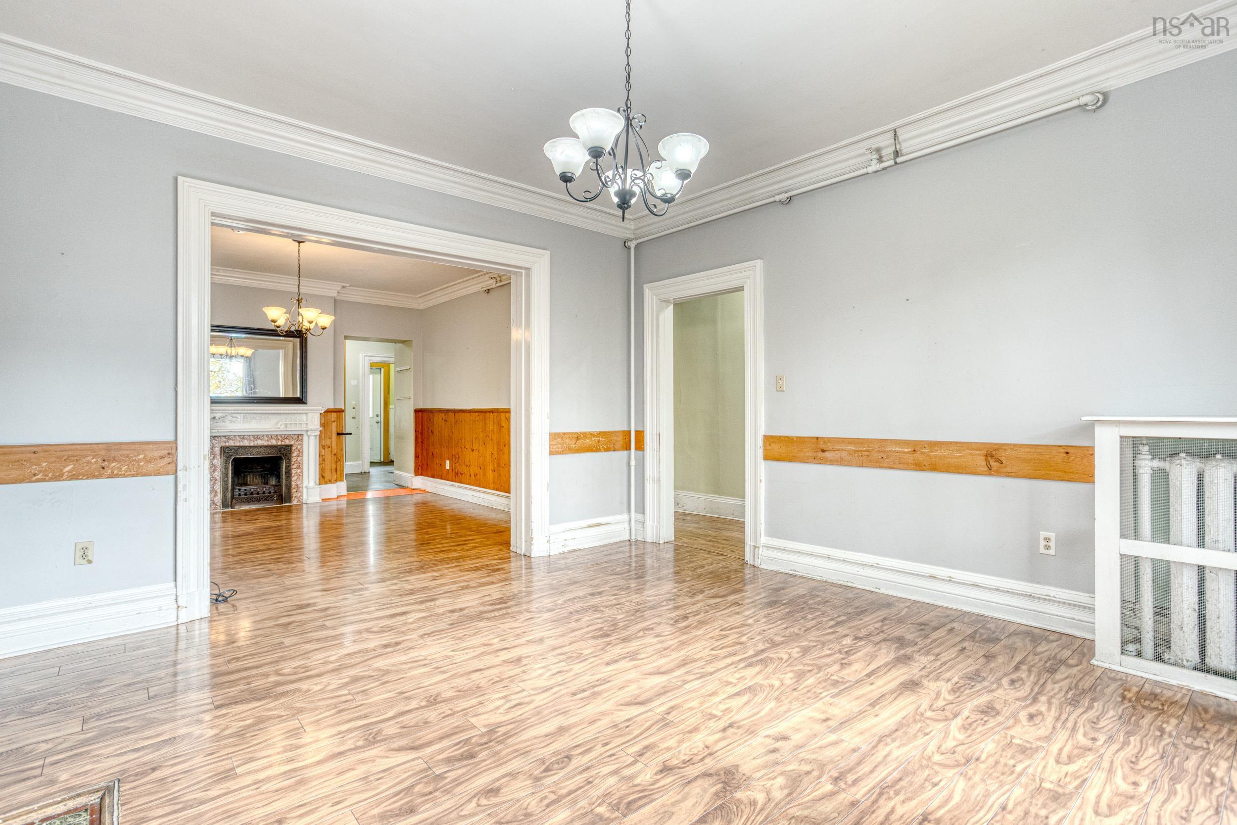 105 Pleasant Street, Dartmouth, NS (MLS 202526637)