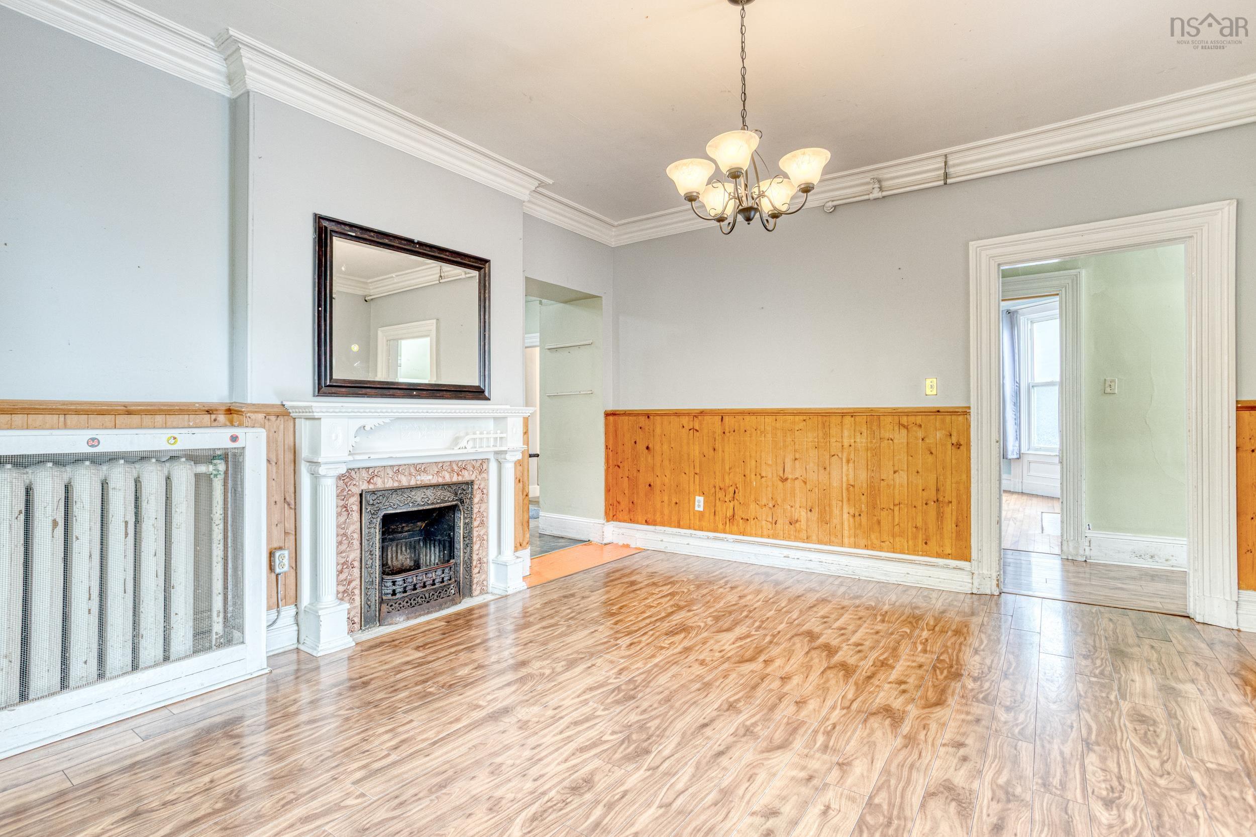 105 Pleasant Street, Dartmouth, NS (MLS 202526637)