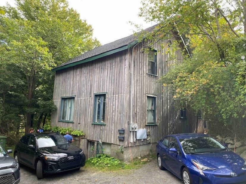 13 Pineridge Drive, Armdale, NS (MLS® 202526687)