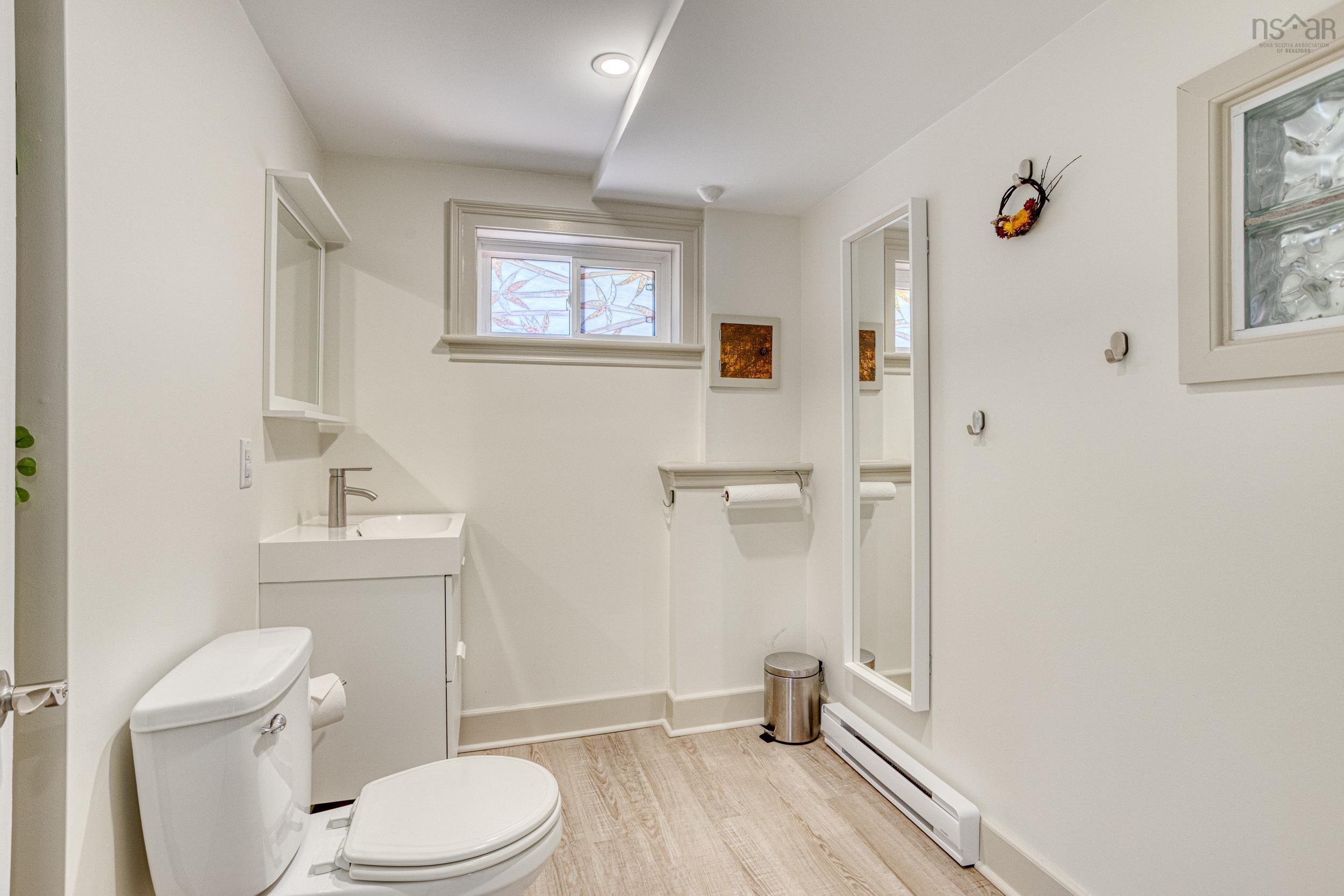 21 Lawnwood Avenue, Halifax, NS (MLS 202526703)