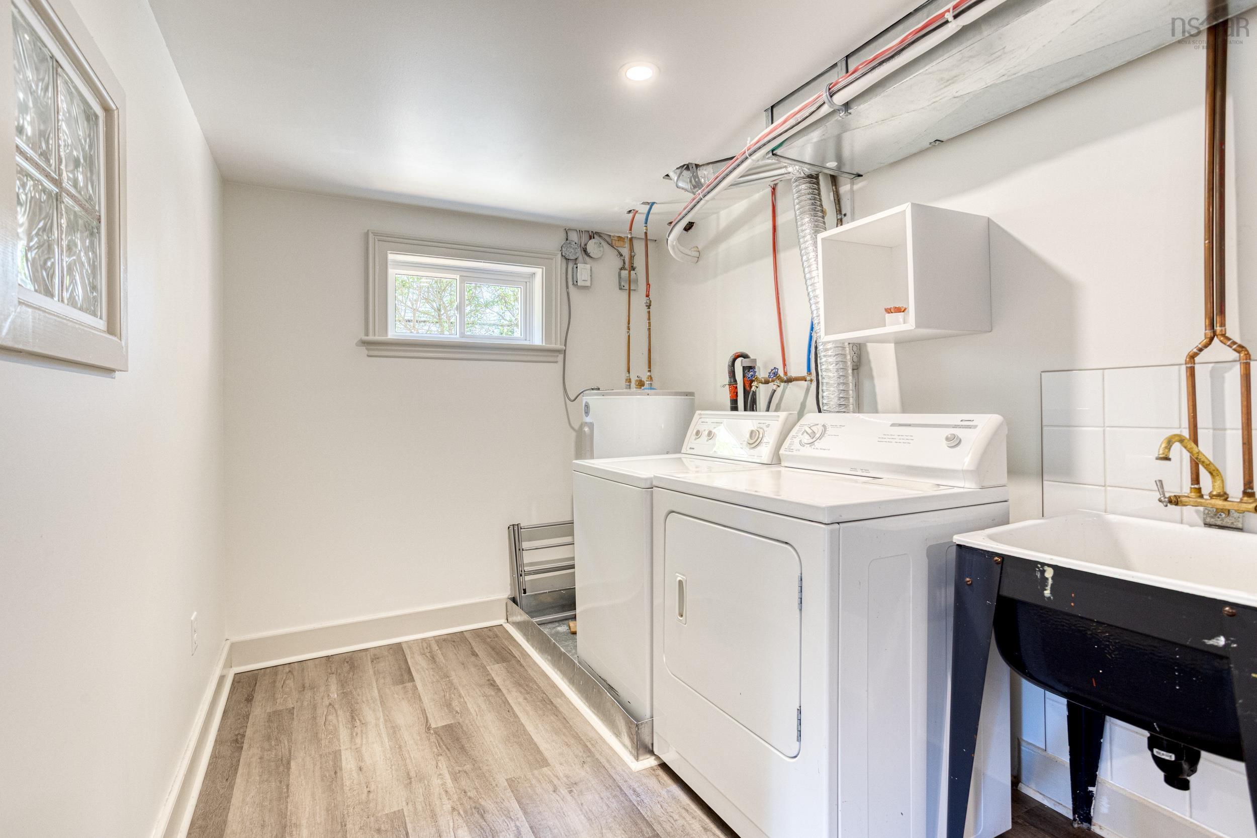 21 Lawnwood Avenue, Halifax, NS (MLS 202526703)