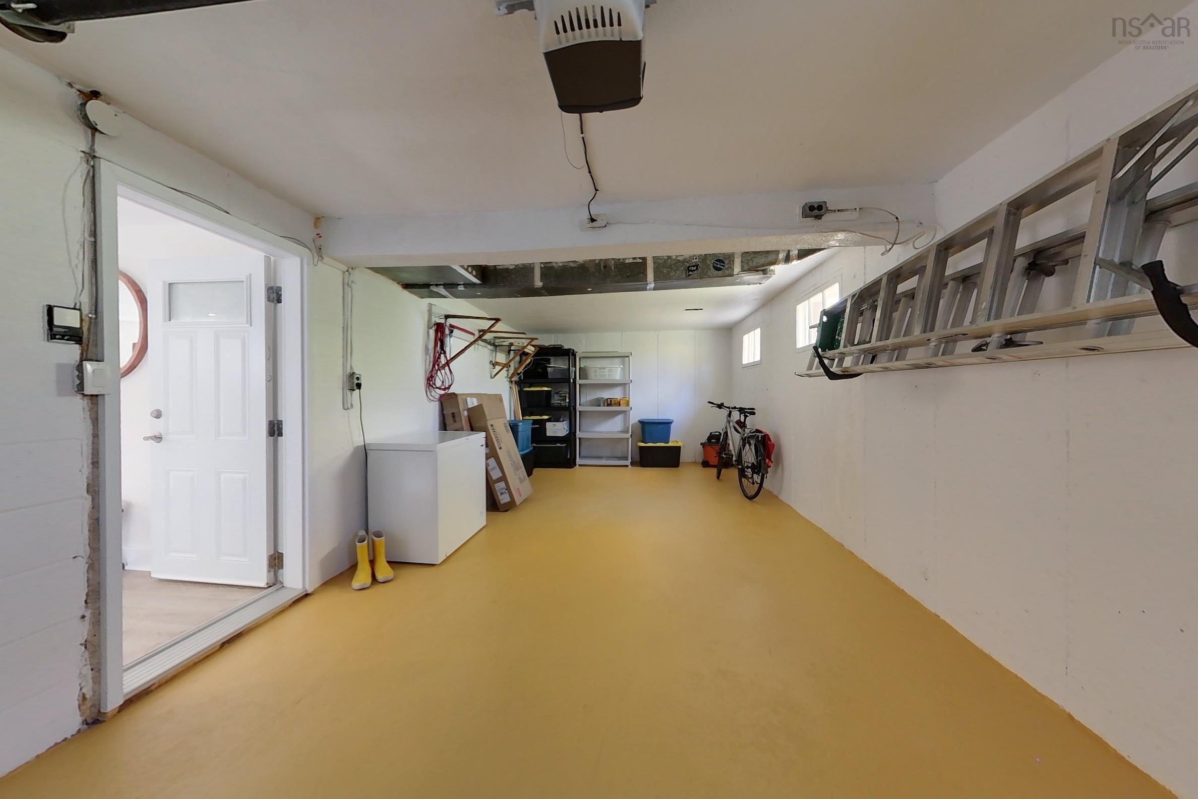 21 Lawnwood Avenue, Halifax, NS (MLS 202526703)