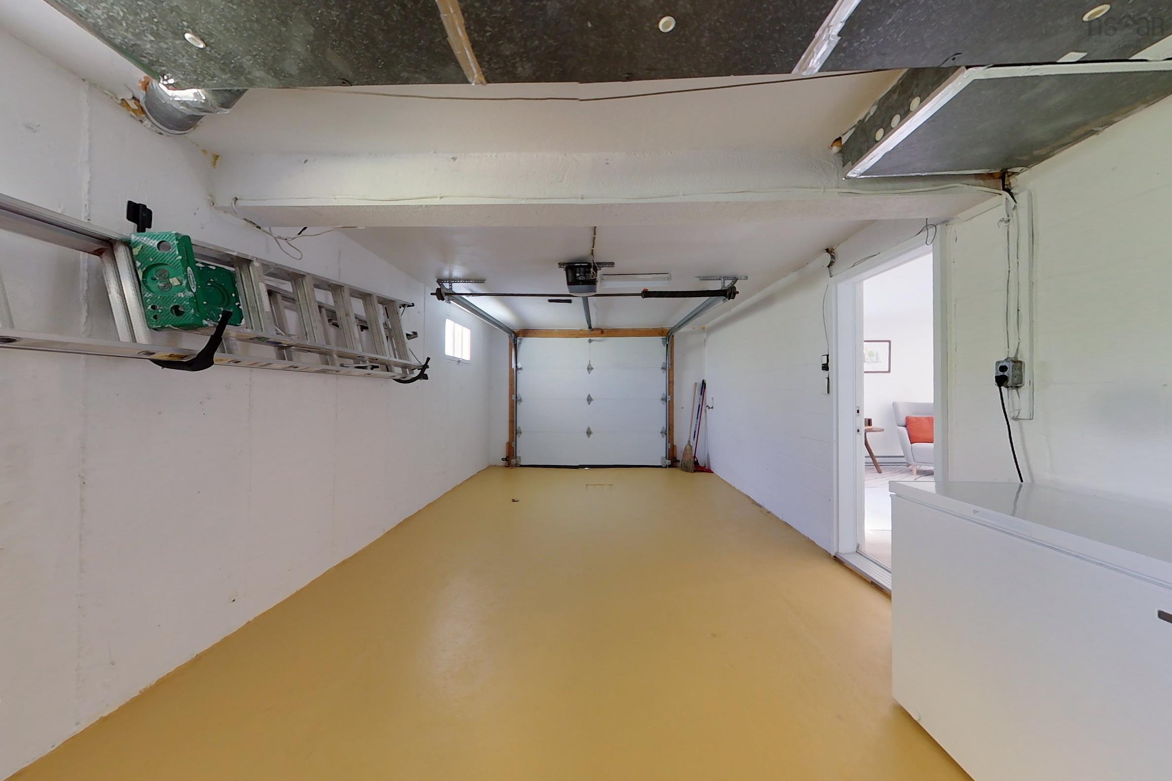 21 Lawnwood Avenue, Halifax, NS (MLS 202526703)