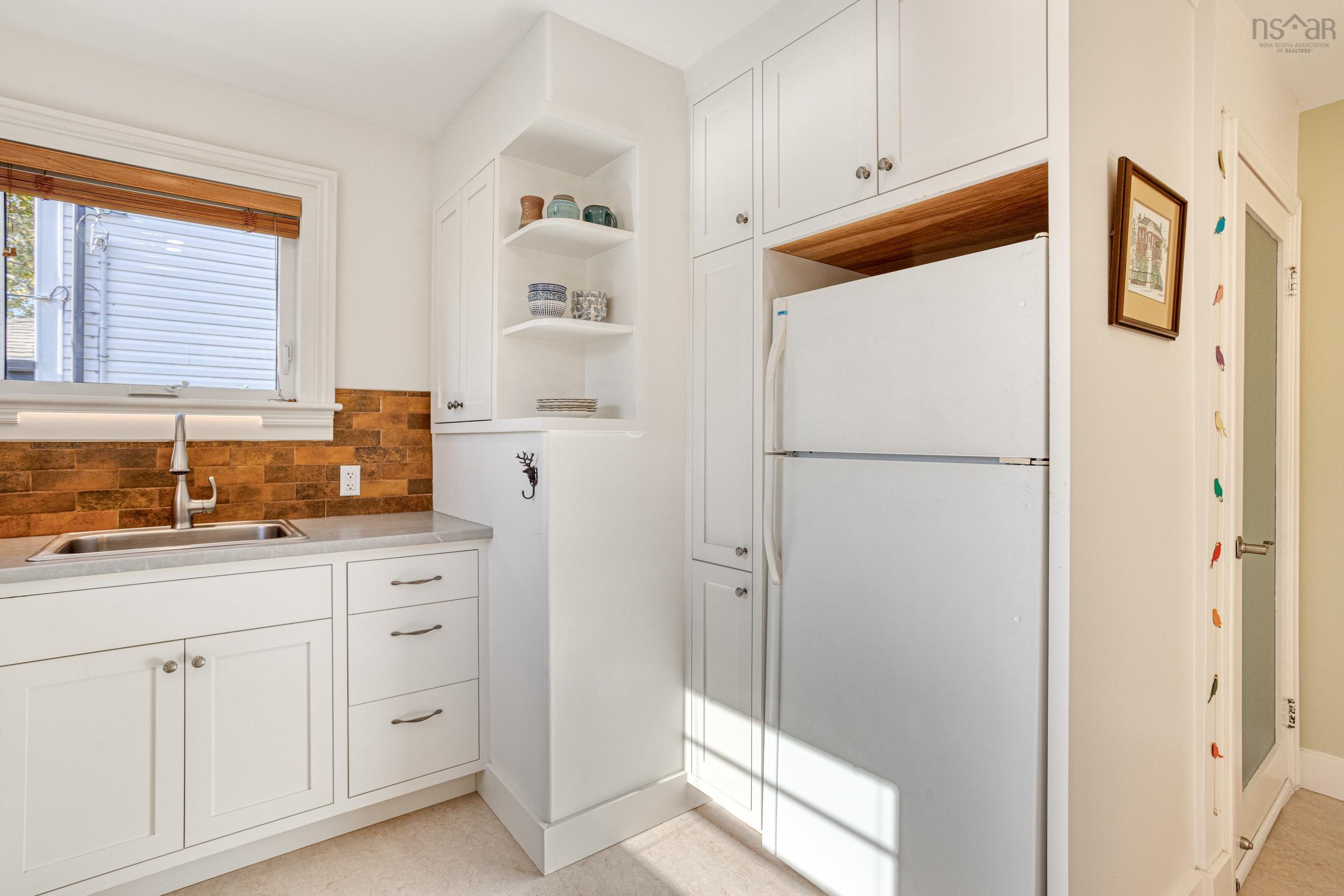 21 Lawnwood Avenue, Halifax, NS (MLS 202526703)