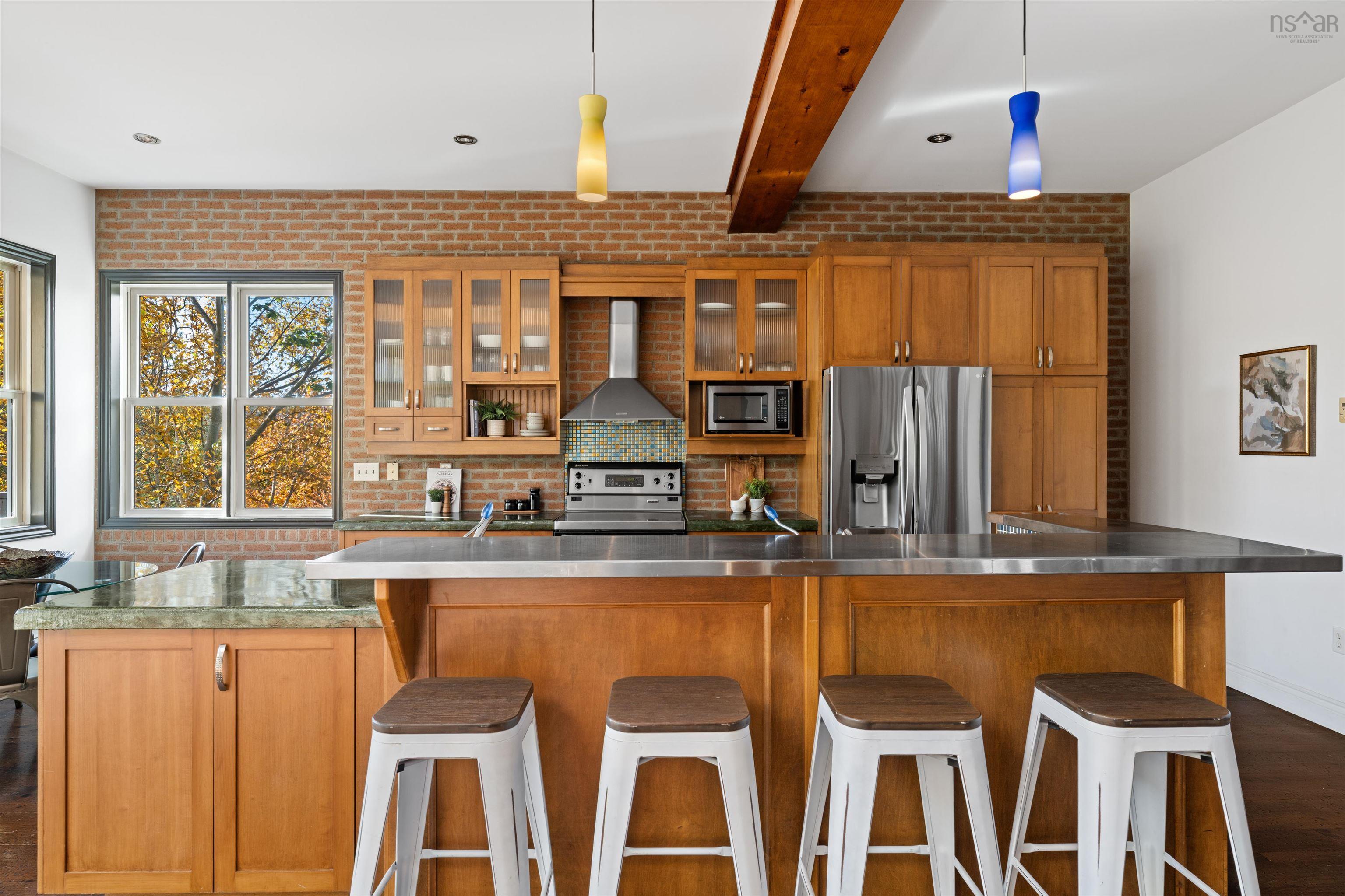 6880 Quinpool Road, Halifax, NS (MLS 202526719)