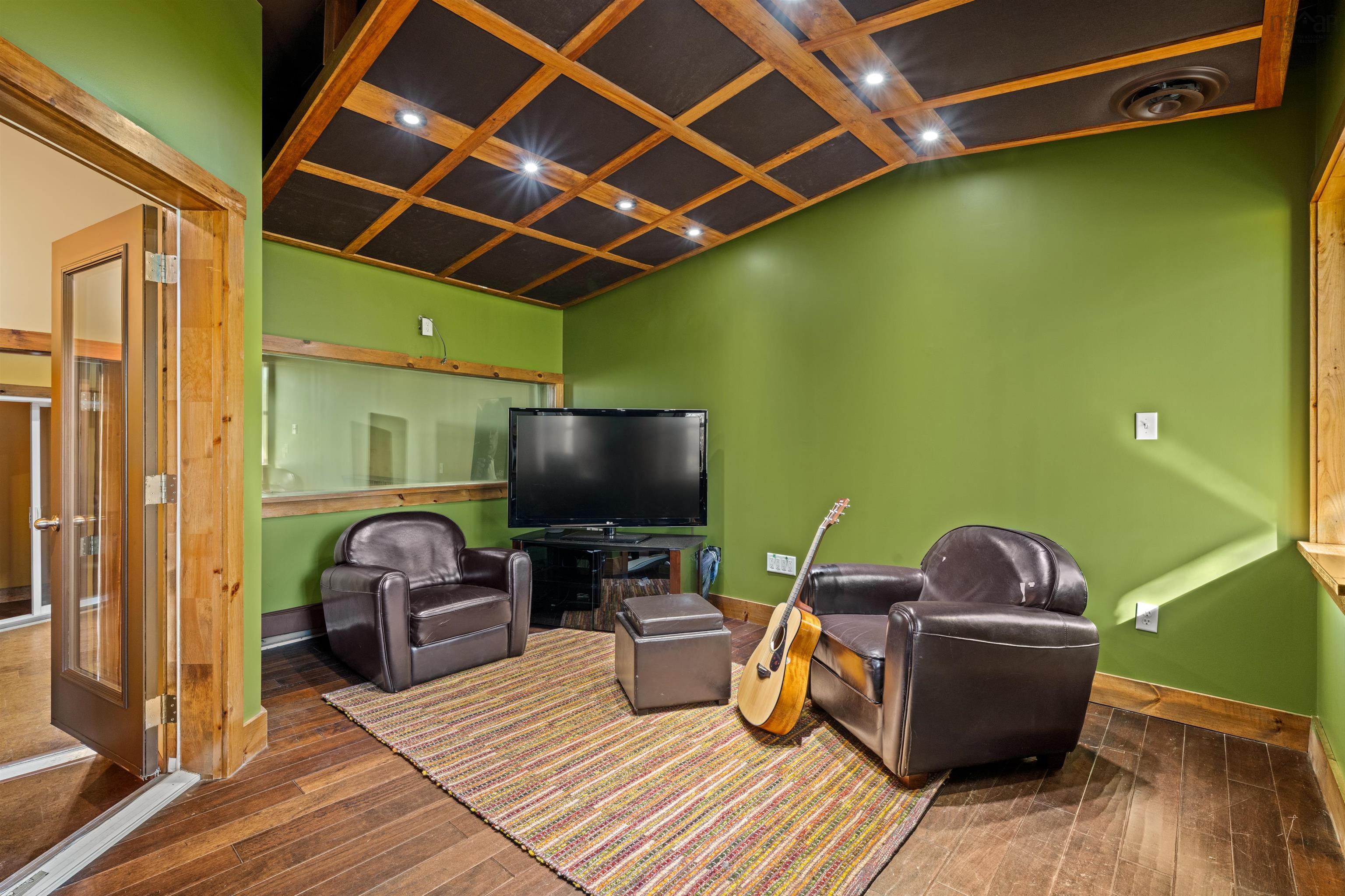 6880 Quinpool Road, Halifax, NS (MLS 202526719)