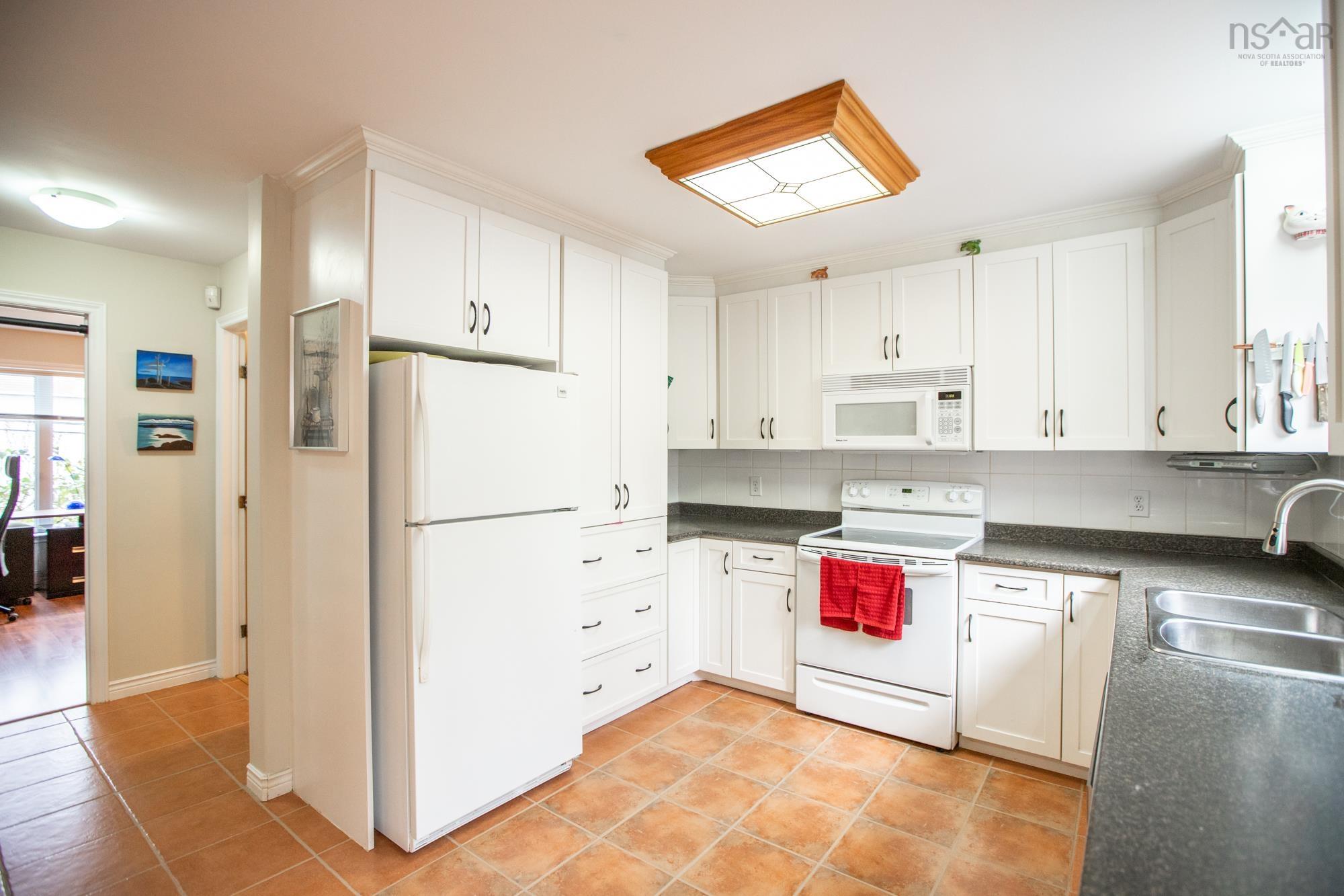 110 Oceanview Drive, Bedford, NS (MLS 202526722)