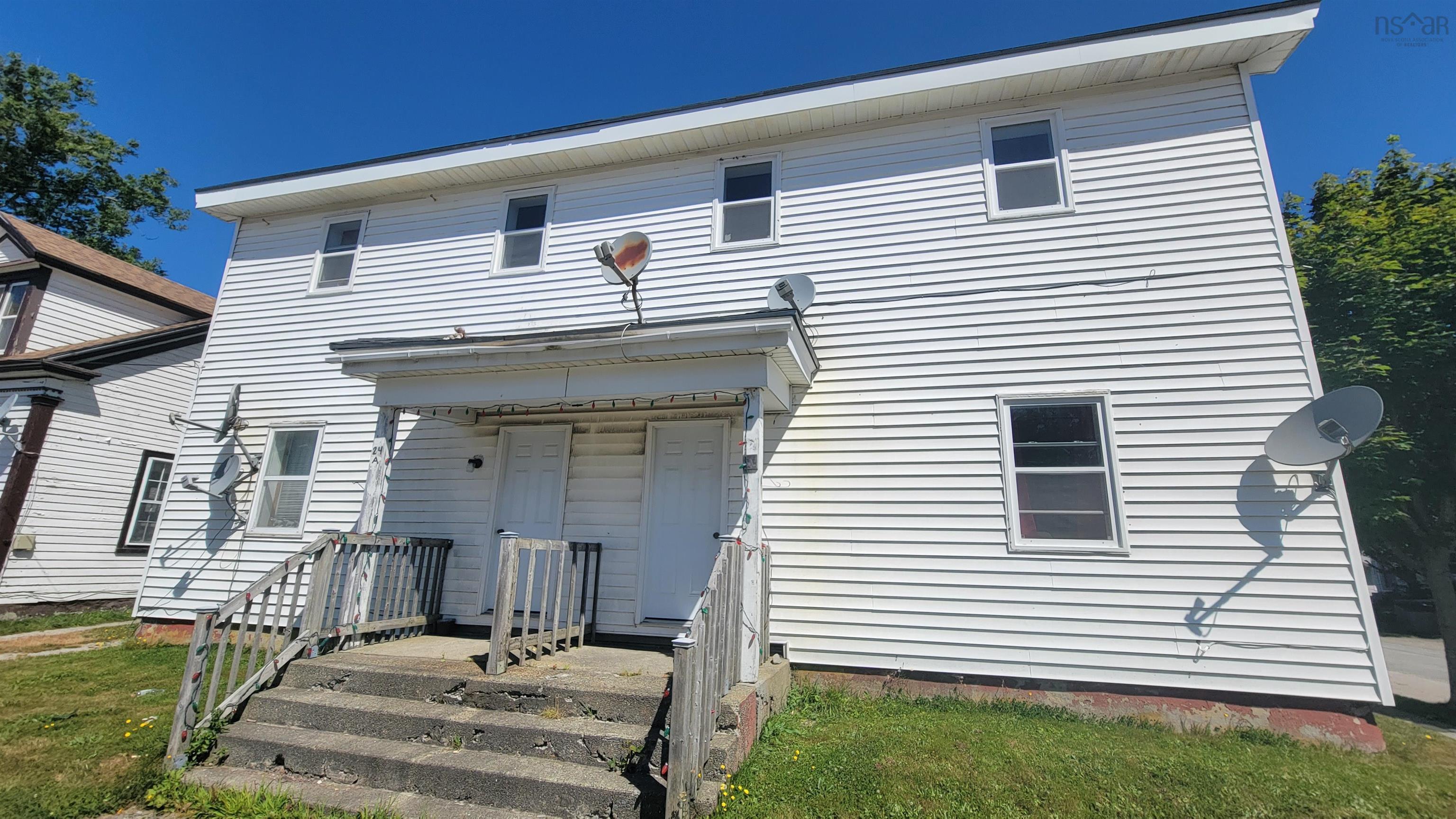 24-26 Parade Street, Yarmouth, NS (MLS 202526729)