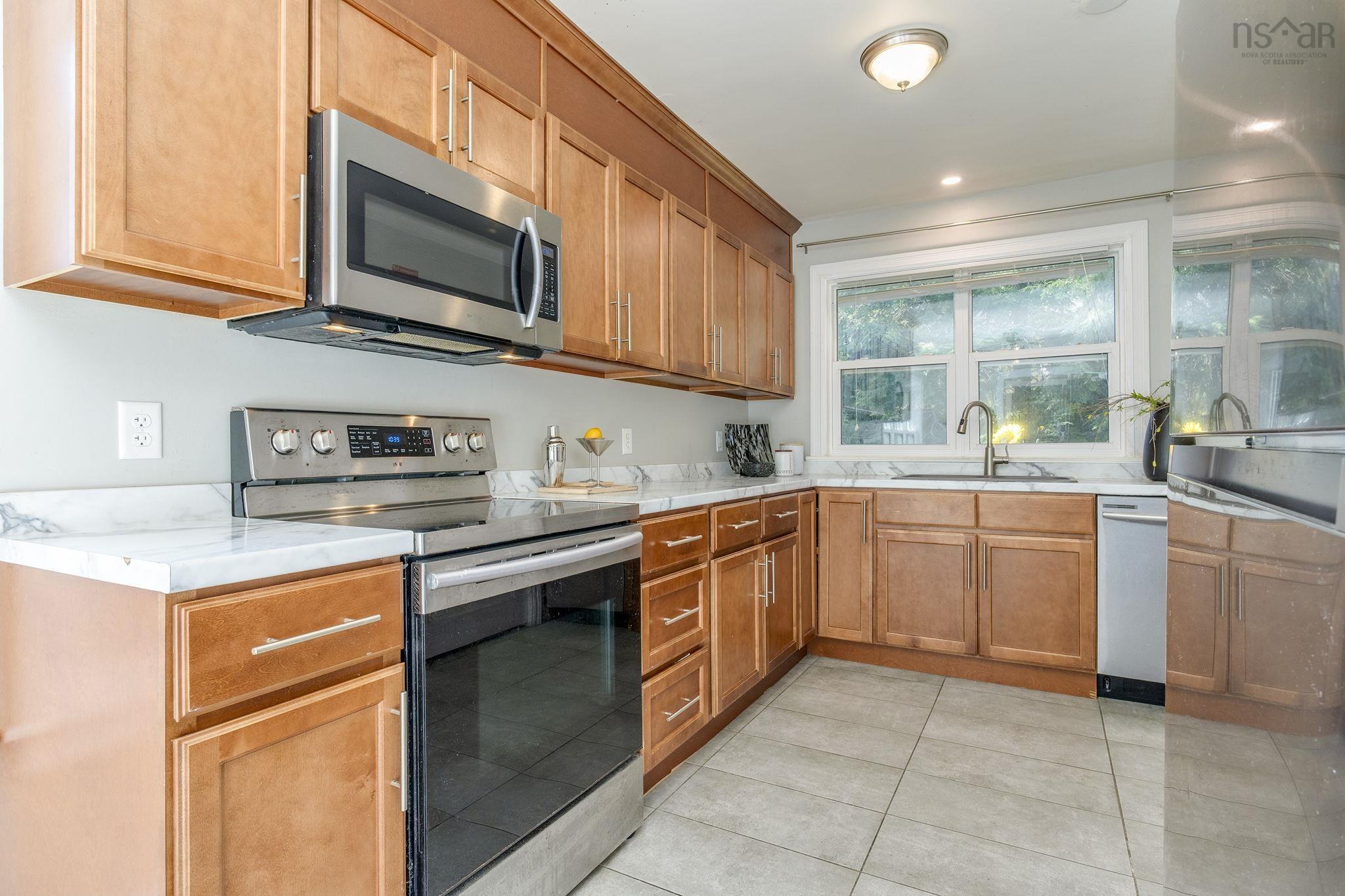 37 Sherbrooke Drive, Halifax, NS (MLS 202526735)