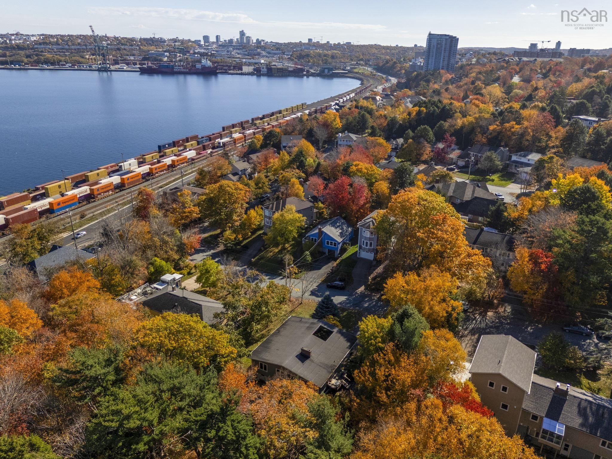 37 Sherbrooke Drive, Halifax, NS (MLS 202526735)