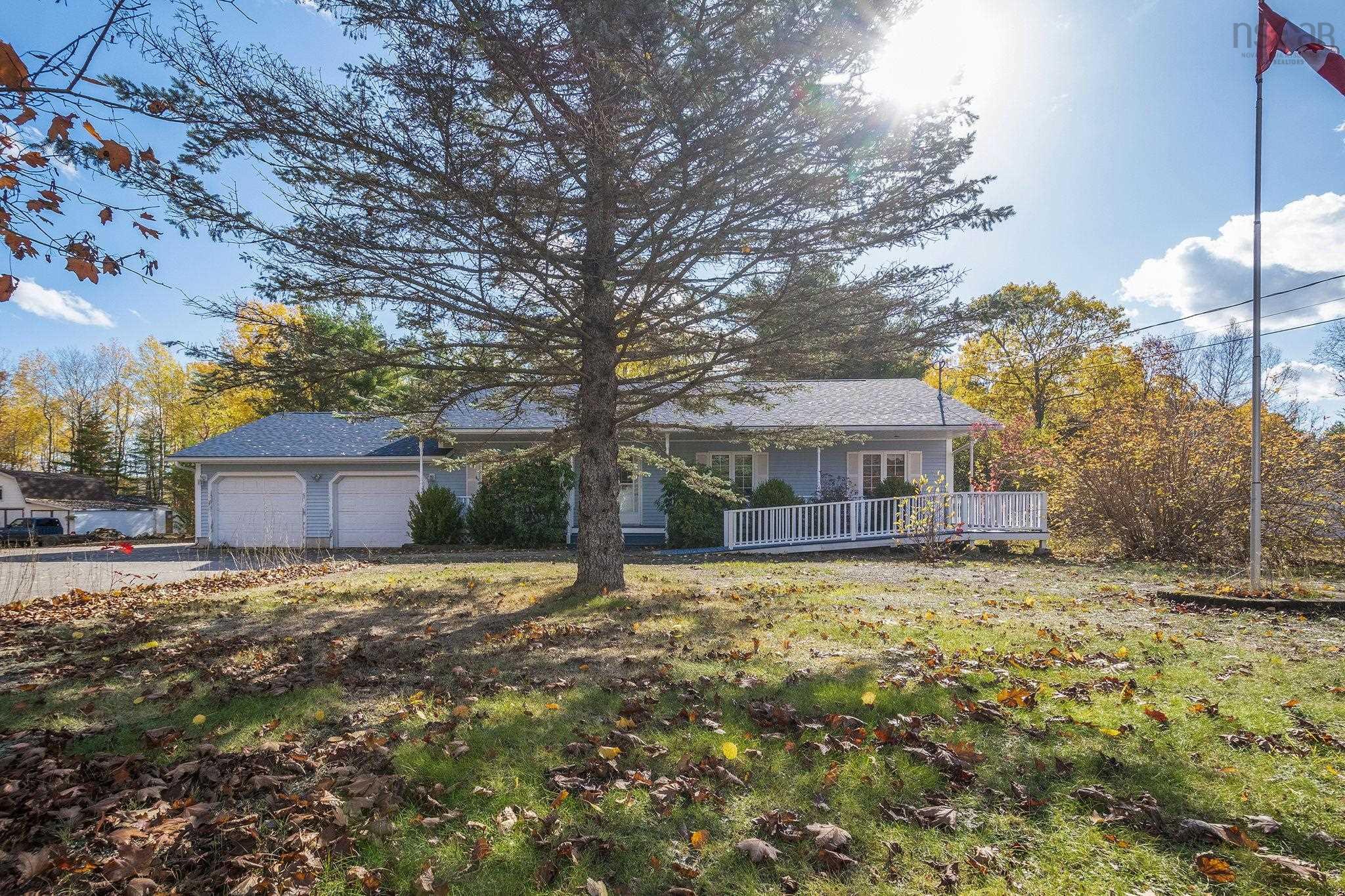 92 Hall Road, South Greenwood, NS (MLS® 202526737) | South Greenwood Real Estate | RE/MAX Halifax