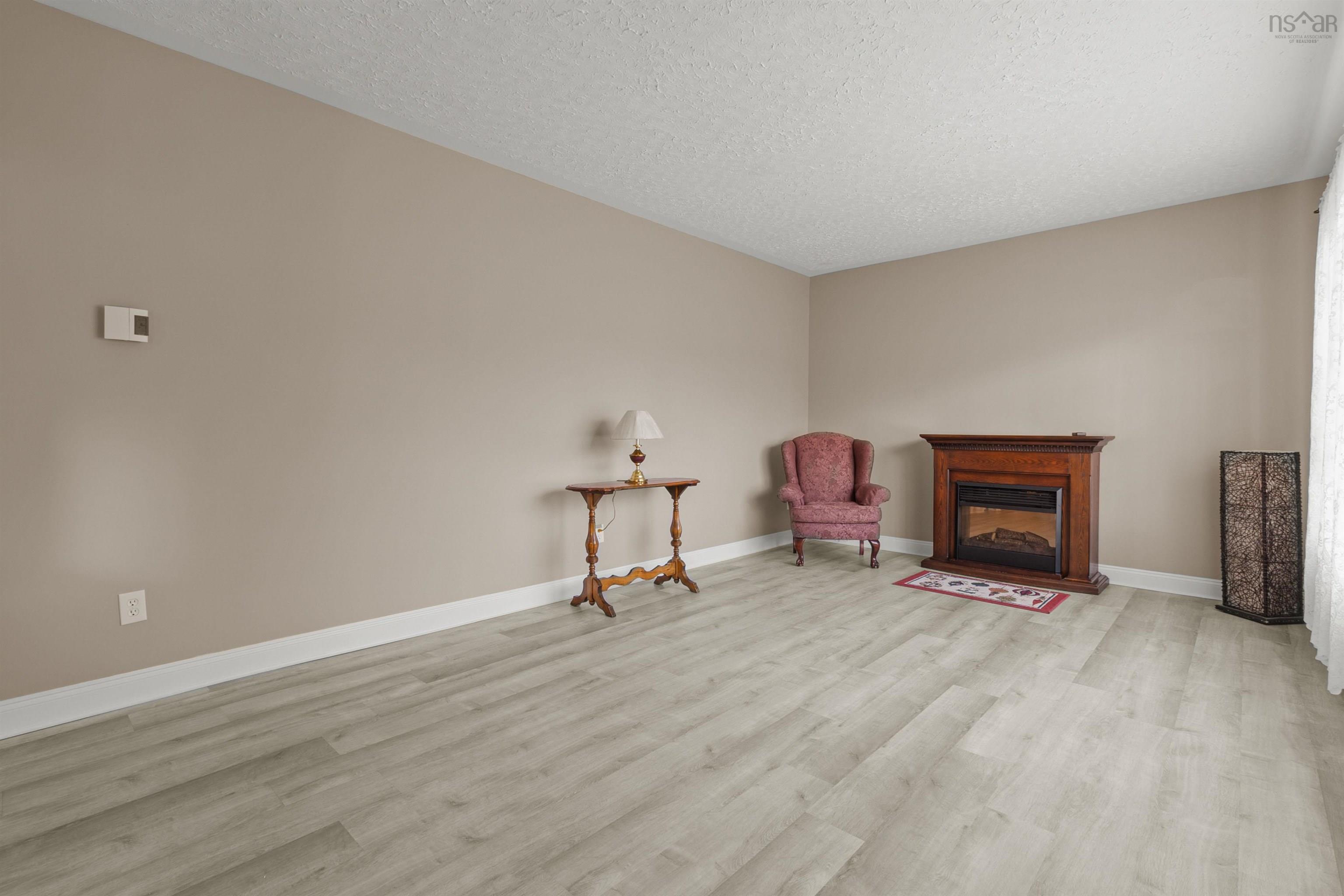 30 Wardour Street, Bedford, NS (MLS 202526746)