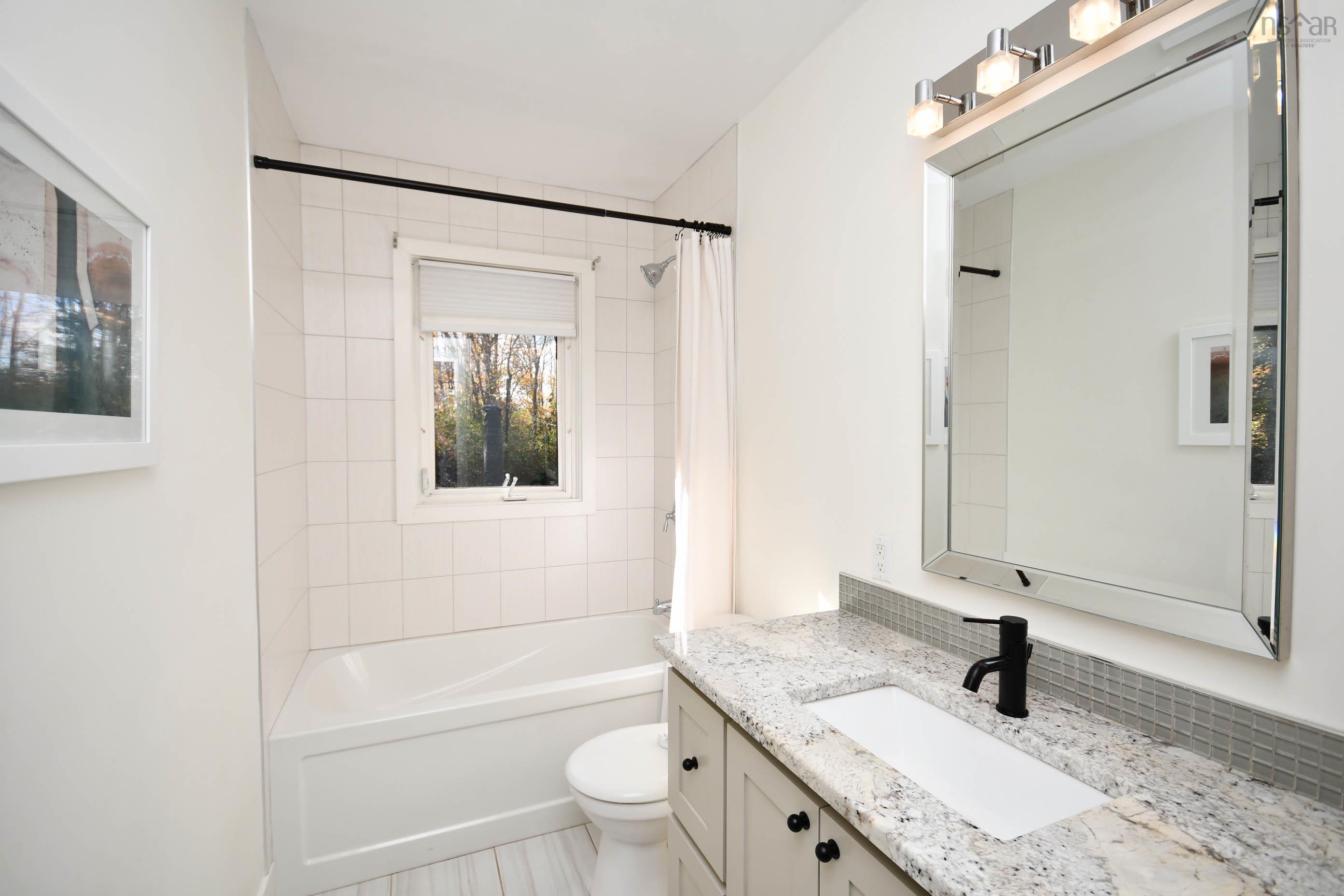 11 Walters Street, Dartmouth, NS (MLS 202526764)