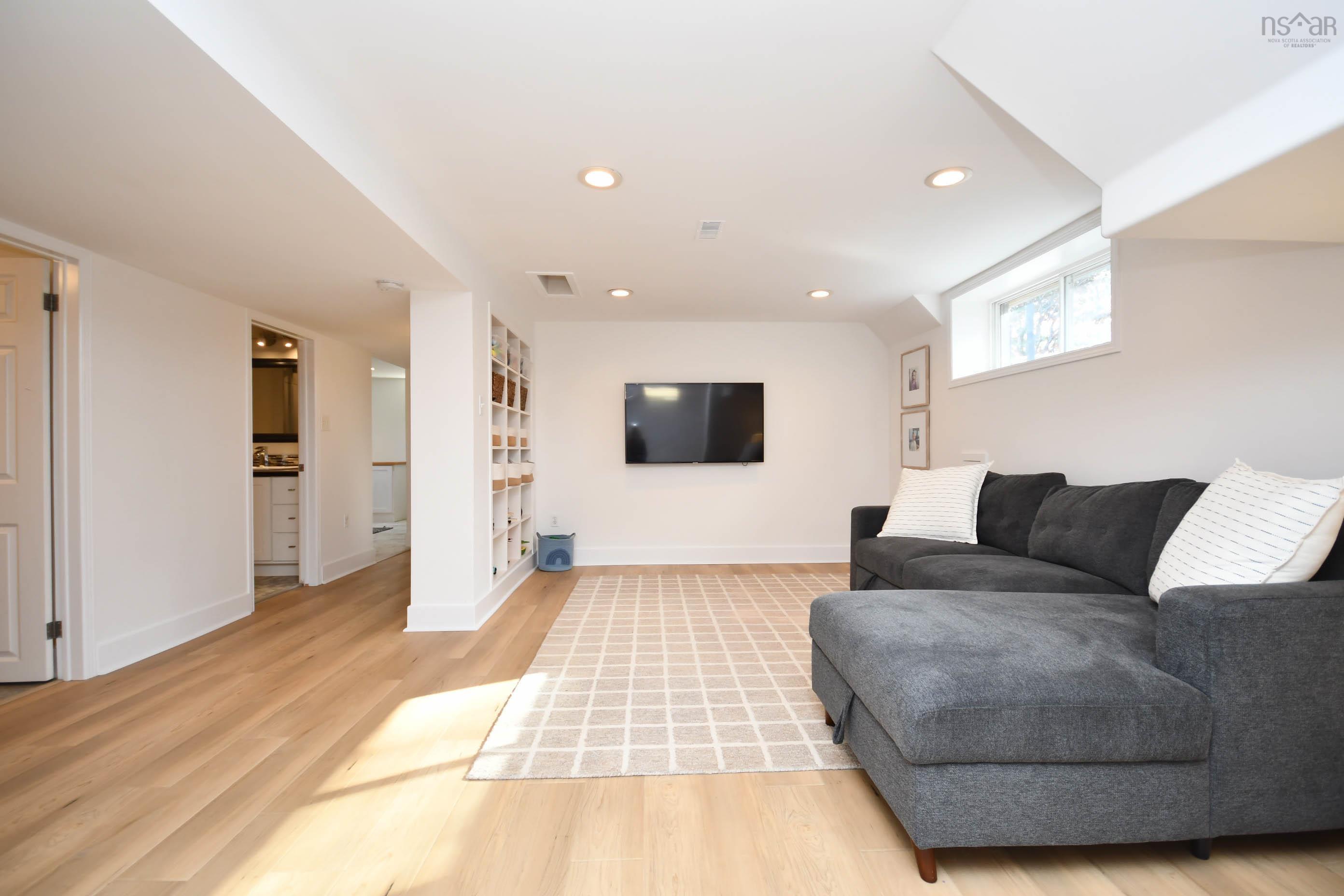 11 Walters Street, Dartmouth, NS (MLS 202526764)