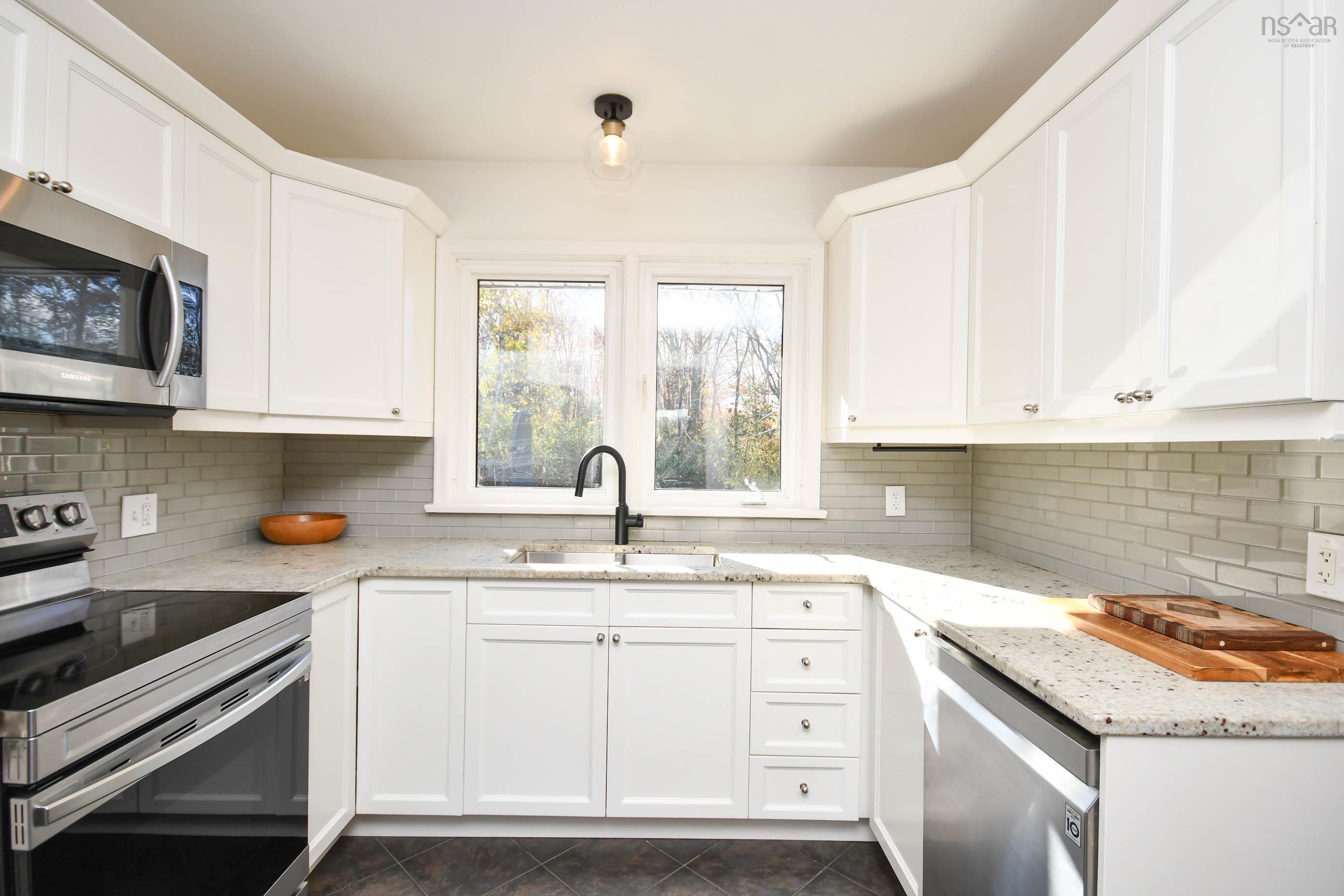 11 Walters Street, Dartmouth, NS (MLS 202526764)