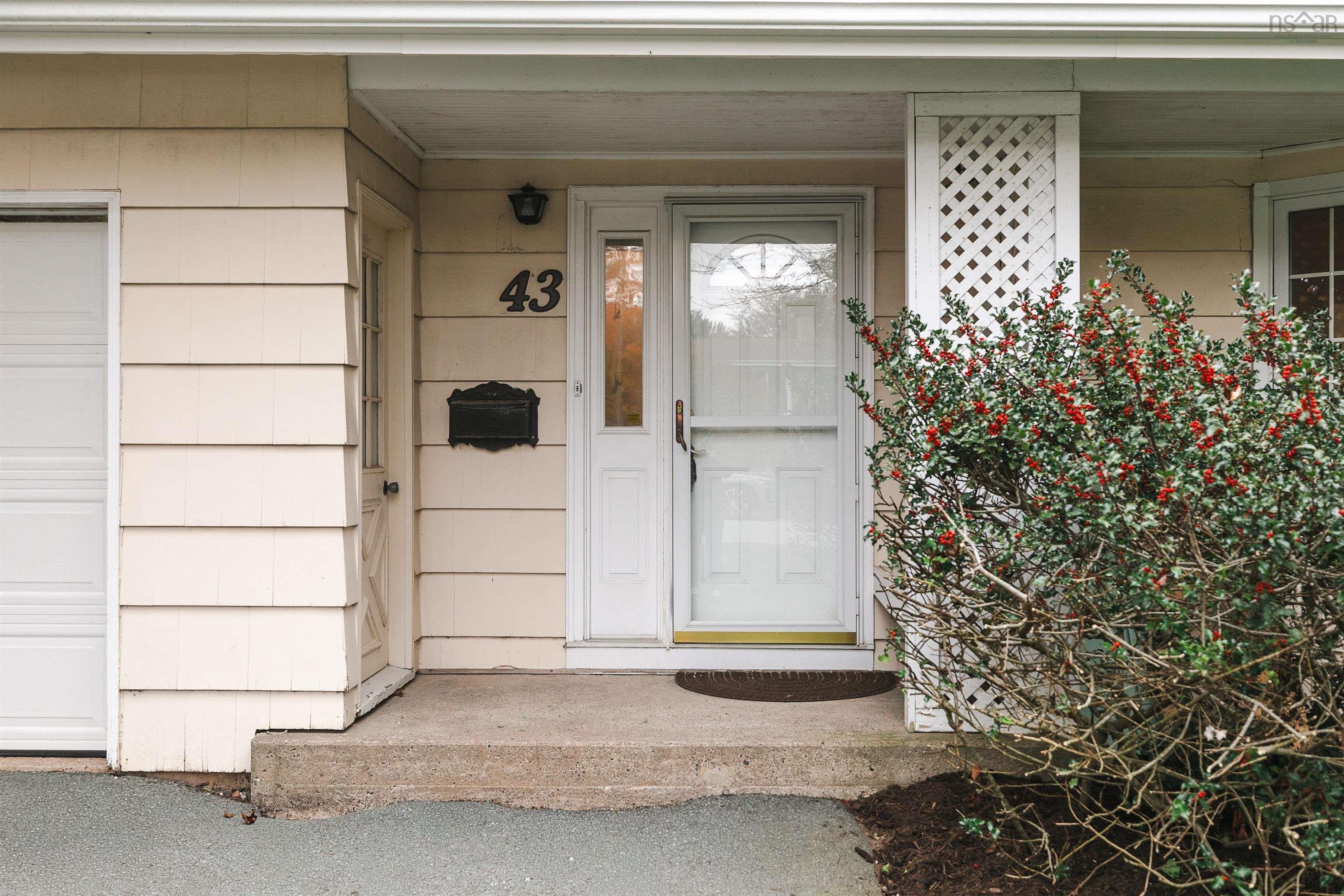 43 Deepwood Crescent, Halifax, NS (MLS 202526774)