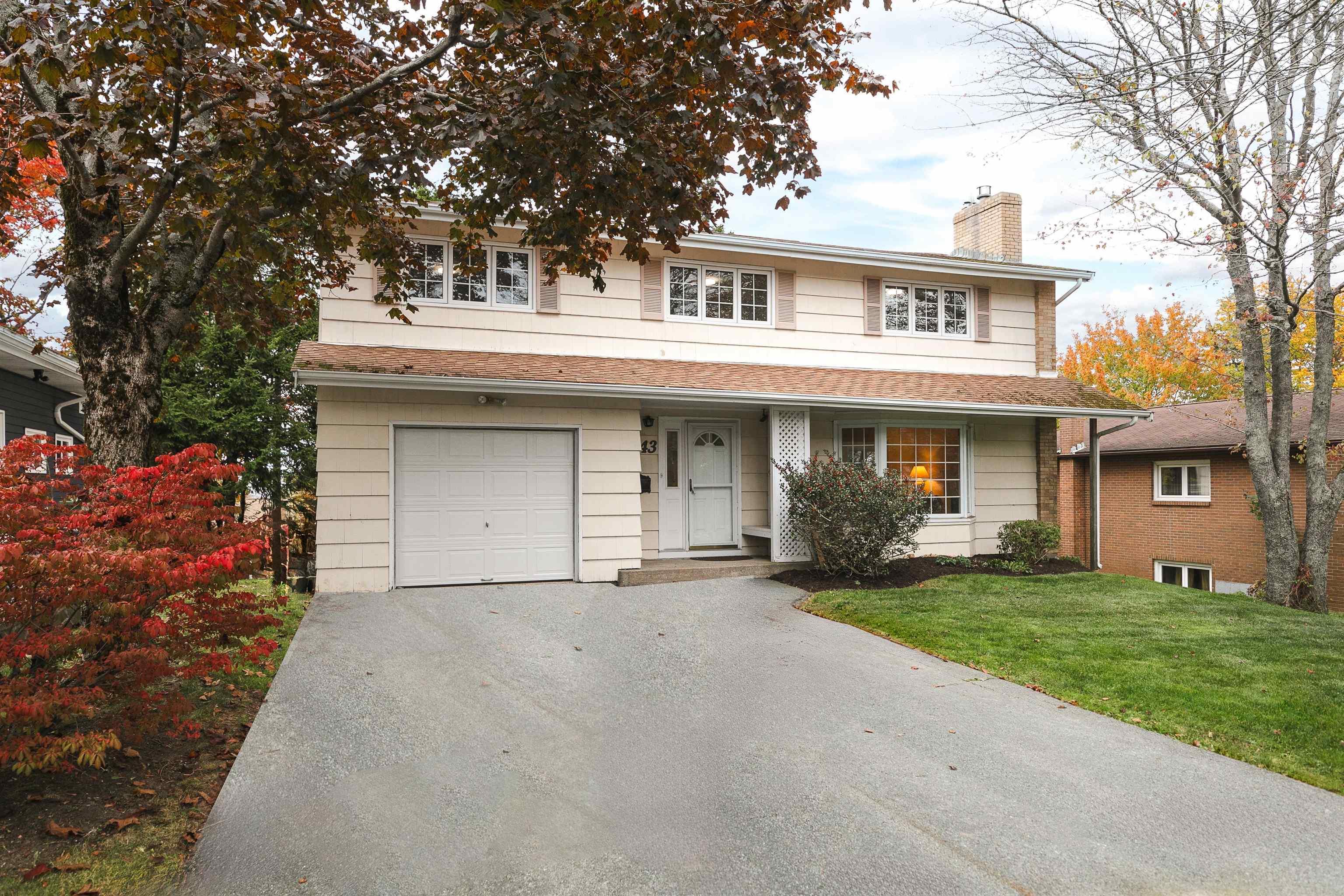 43 Deepwood Crescent, Halifax, NS (MLS 202526774)