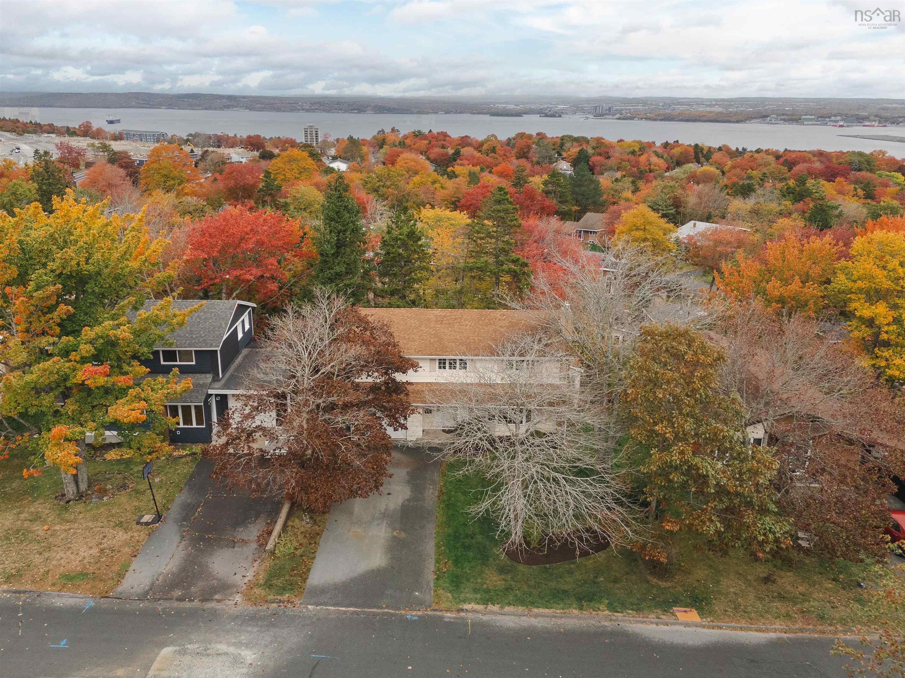 43 Deepwood Crescent, Halifax, NS (MLS 202526774)