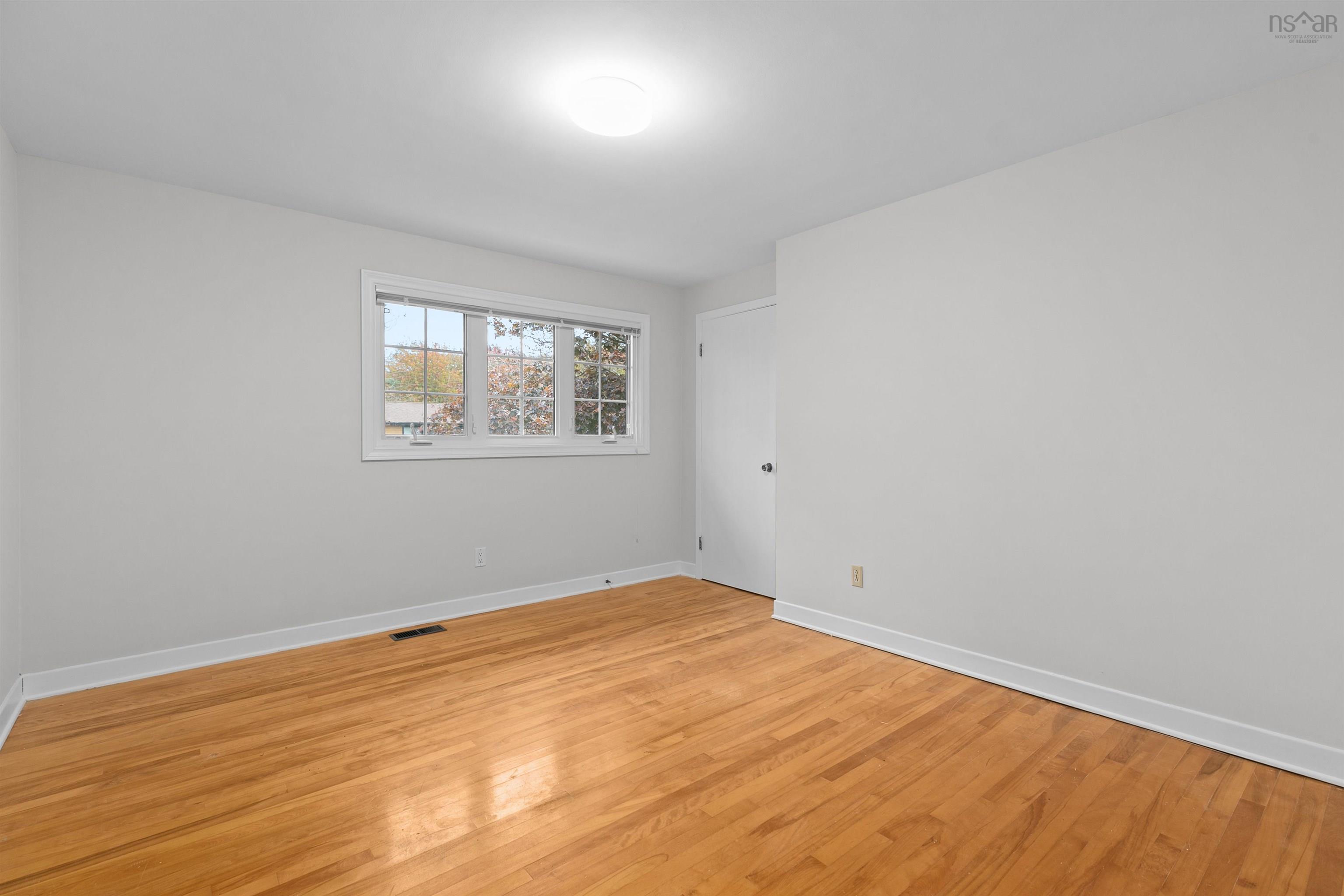 43 Deepwood Crescent, Halifax, NS (MLS 202526774)