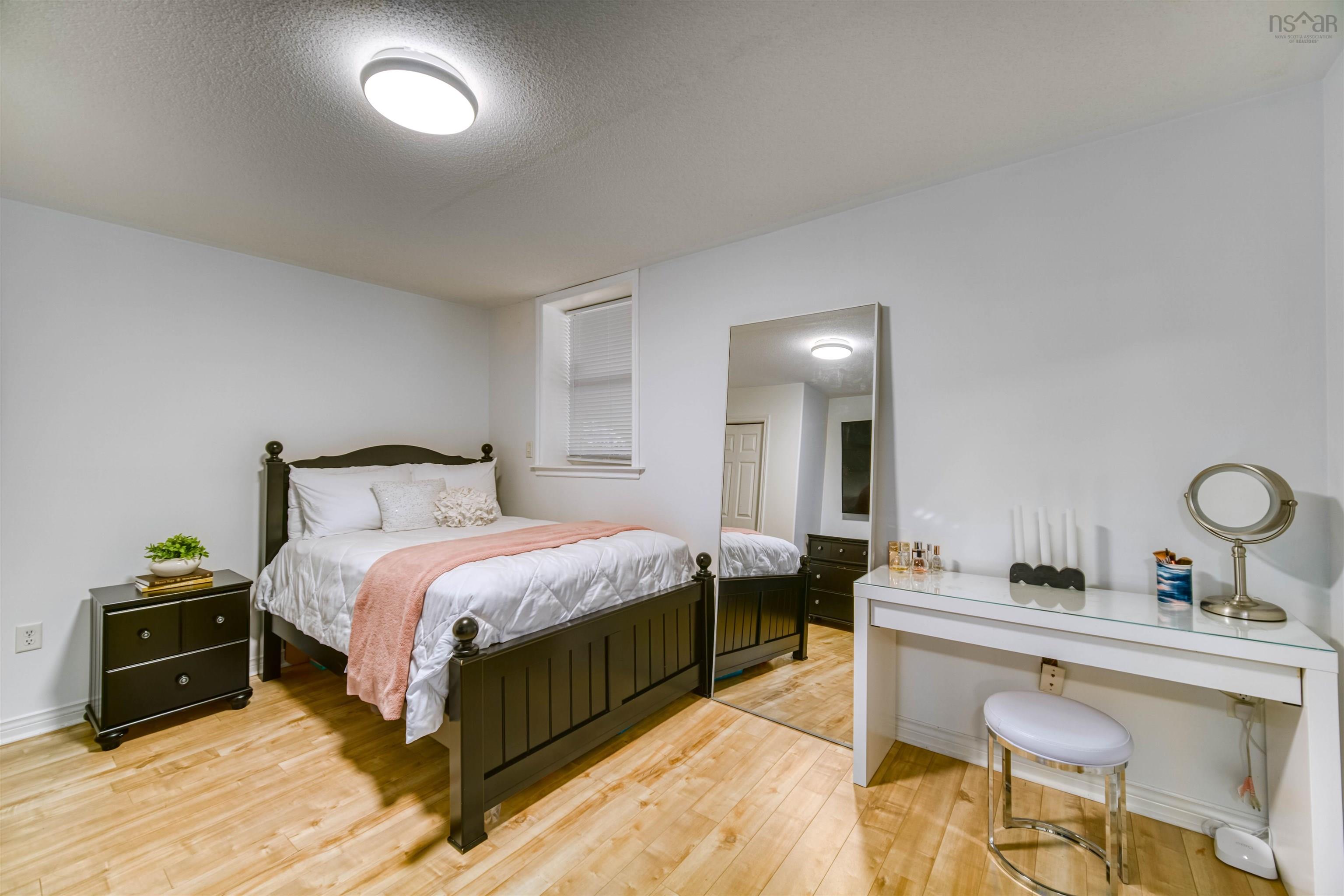 208 Oceanview Drive, Bedford, NS (MLS 202526791)