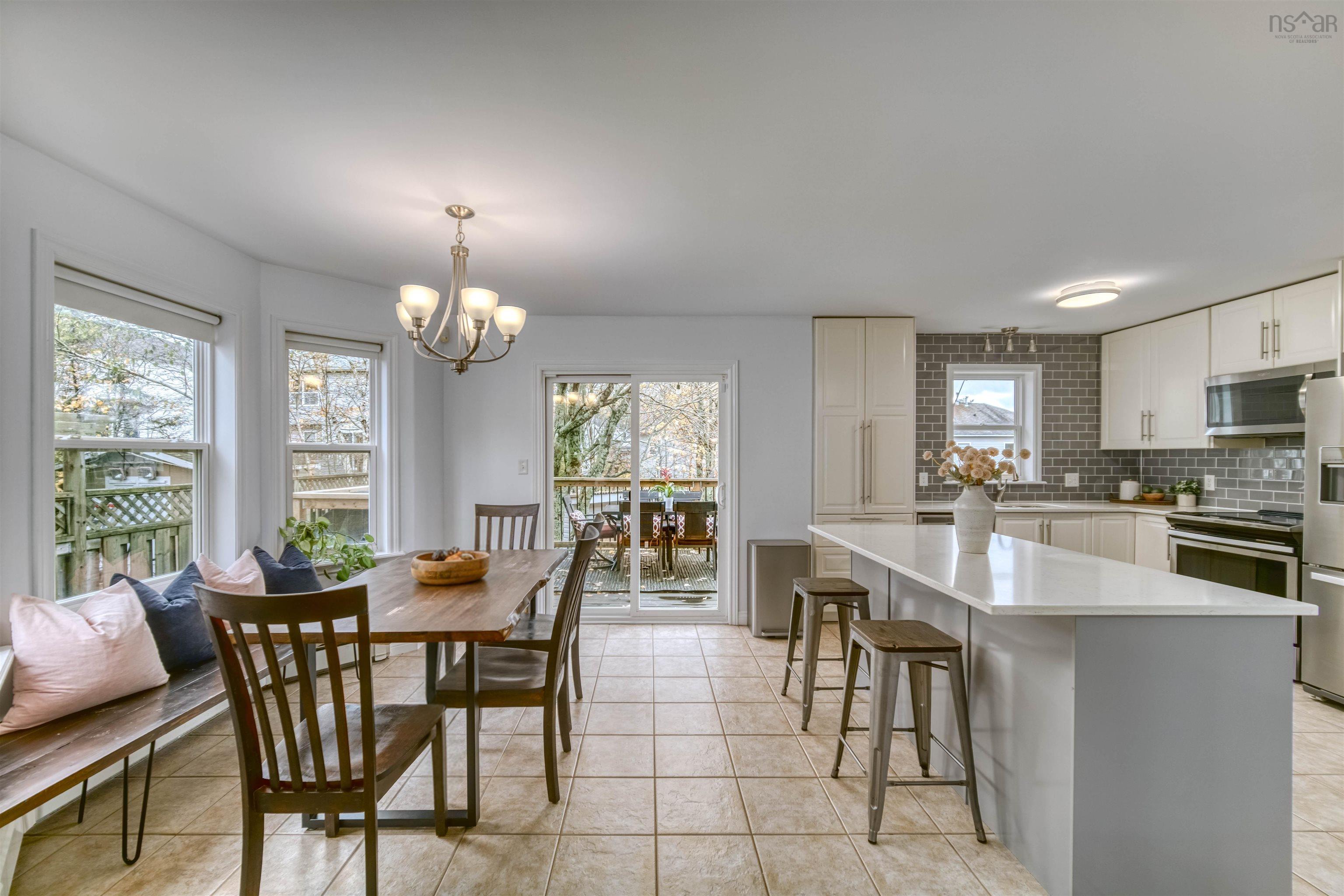 208 Oceanview Drive, Bedford, NS (MLS 202526791)