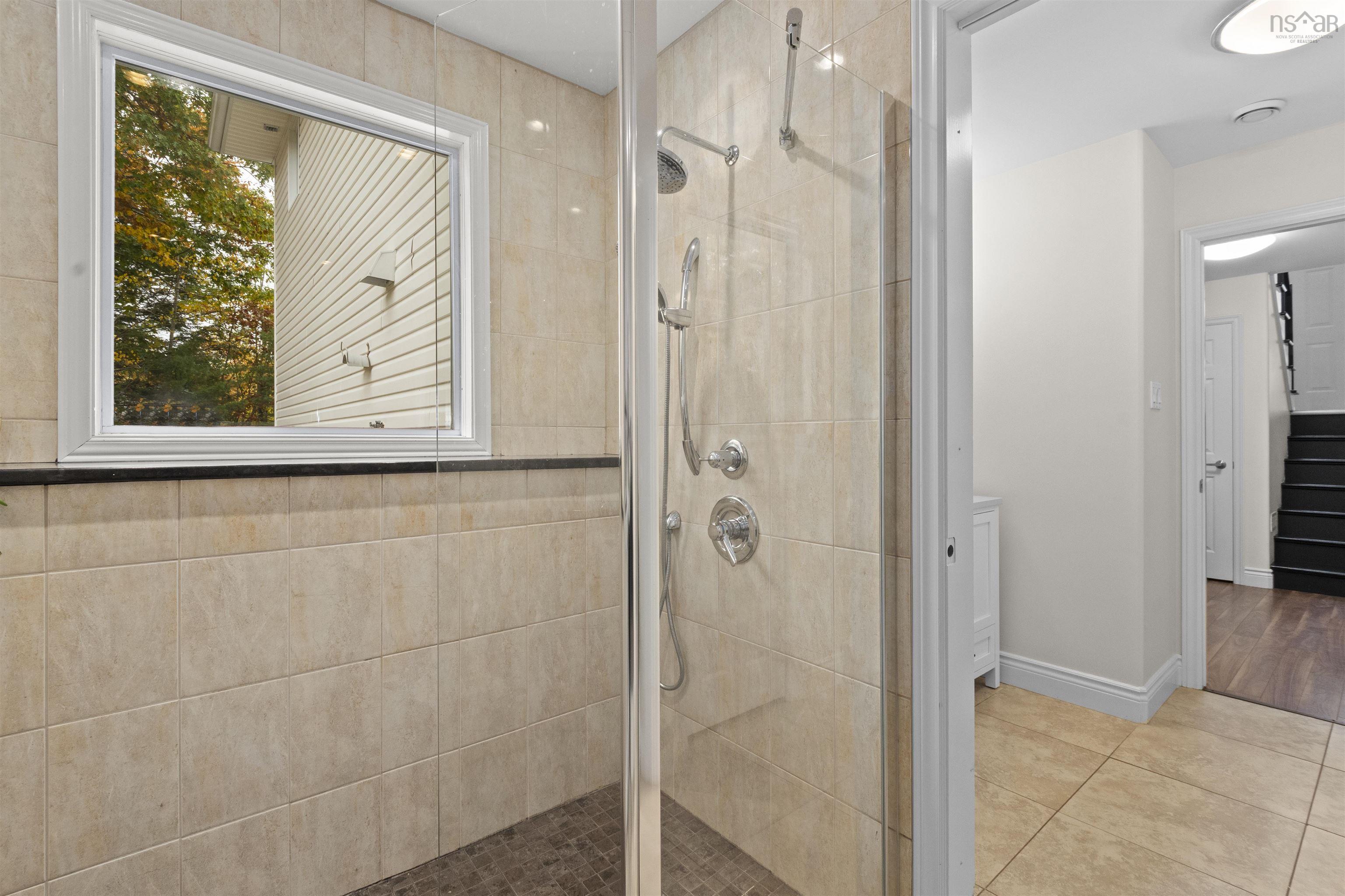 38 Devonport Avenue, Fall River, NS (MLS 202526792)