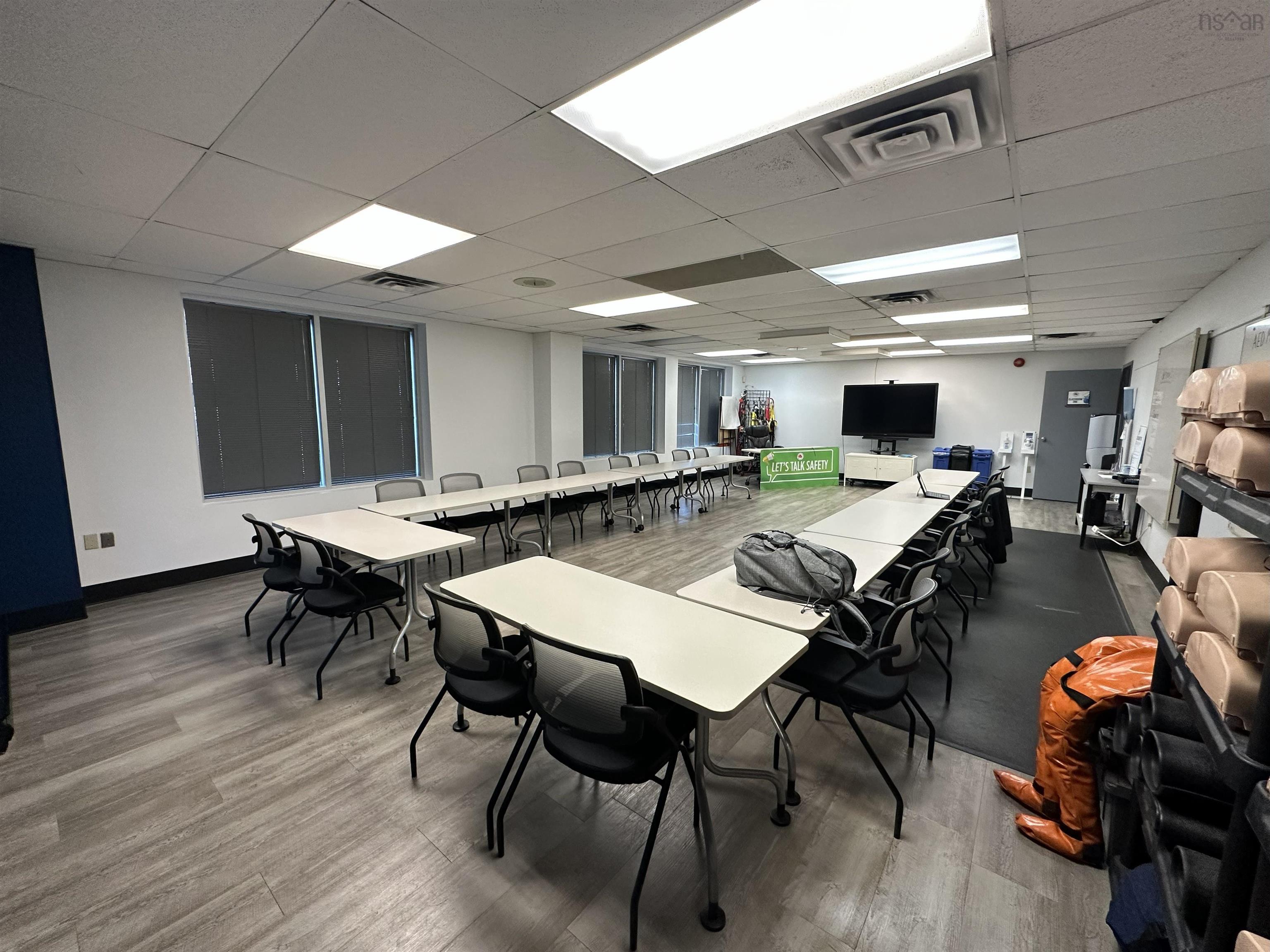 35 Macdonald Avenue, Dartmouth, NS (MLS 202526797)