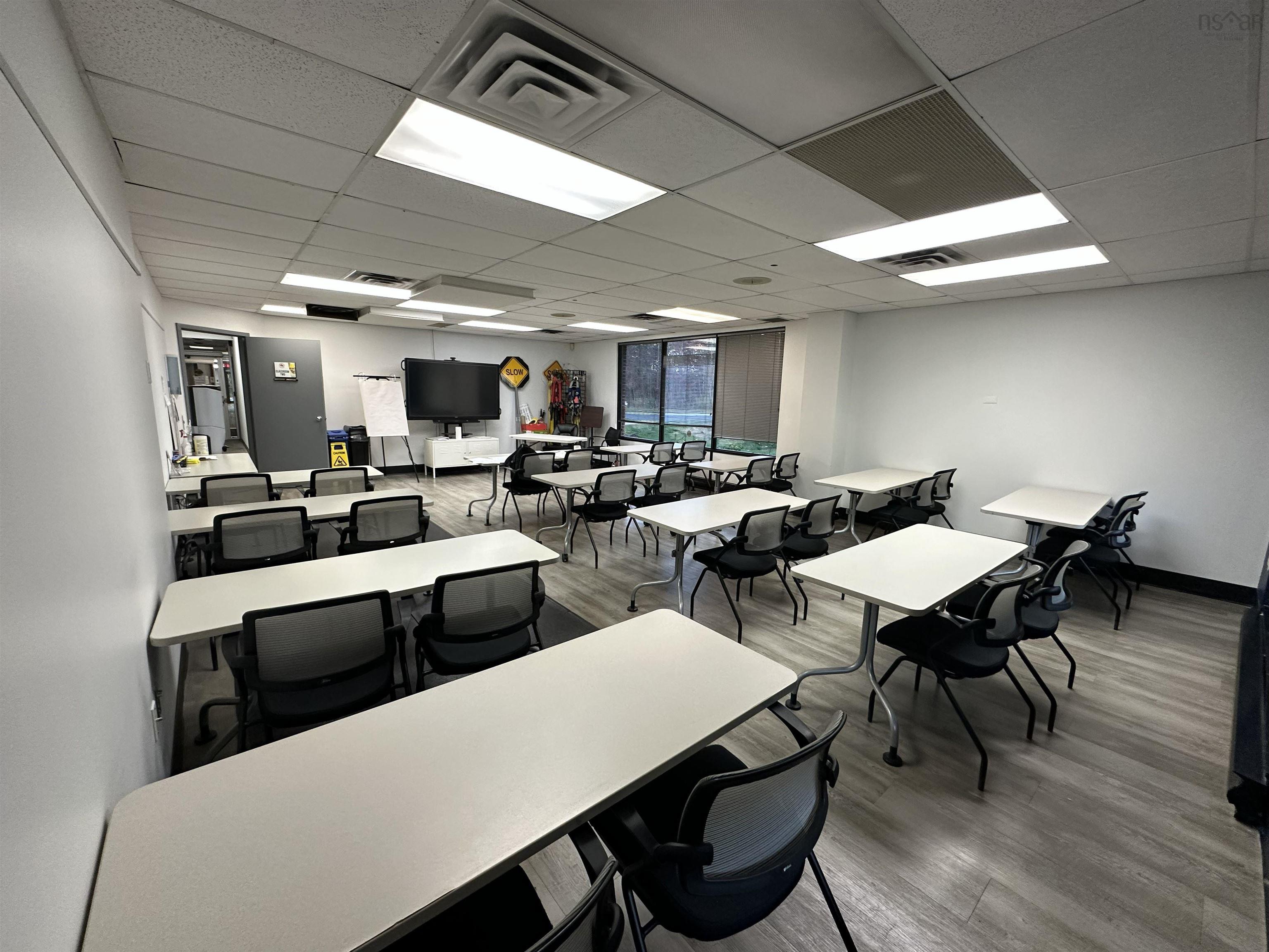 35 Macdonald Avenue, Dartmouth, NS (MLS 202526797)