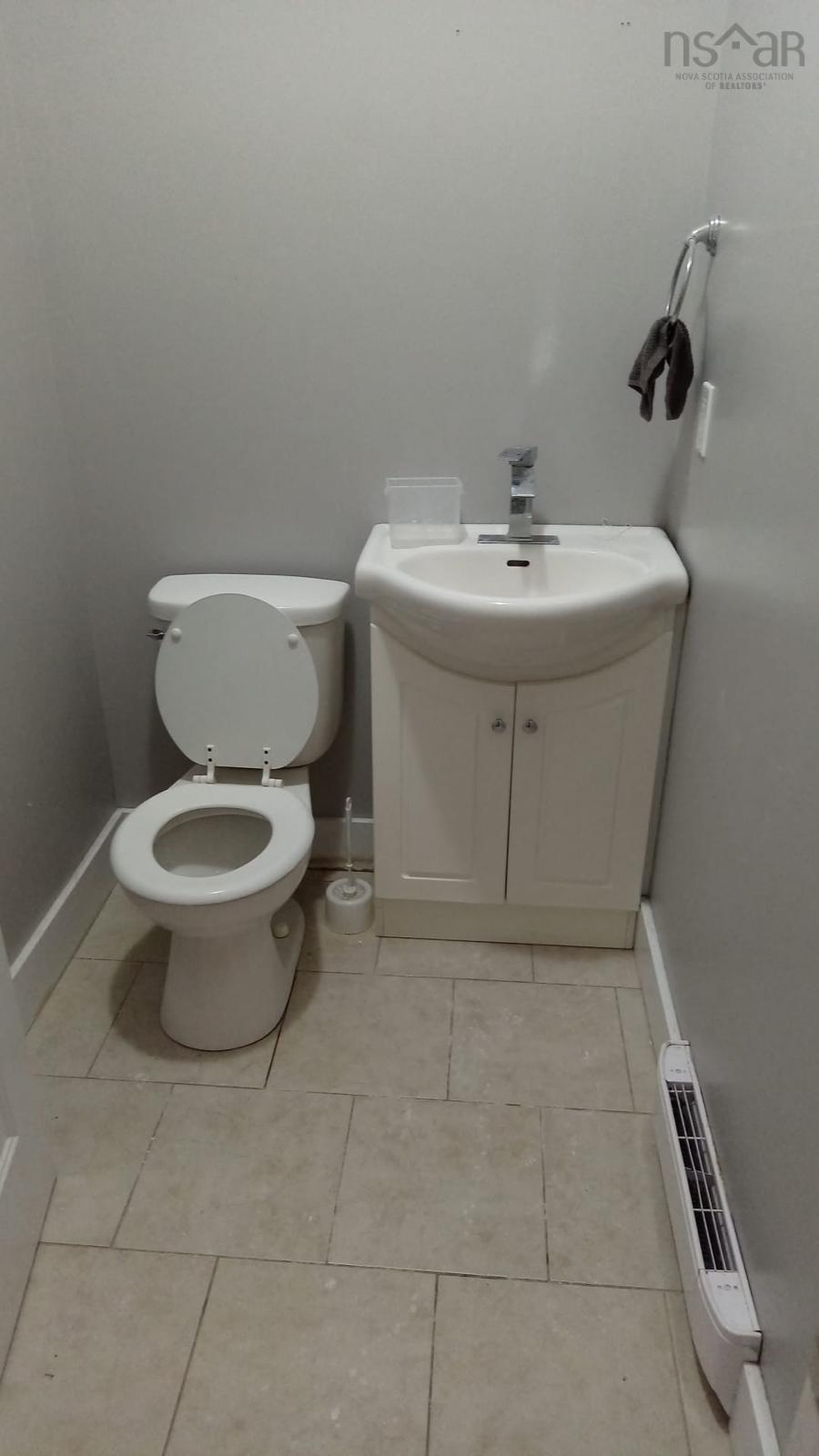 75b Central Avenue, Fairview, NS (MLS 202526804)