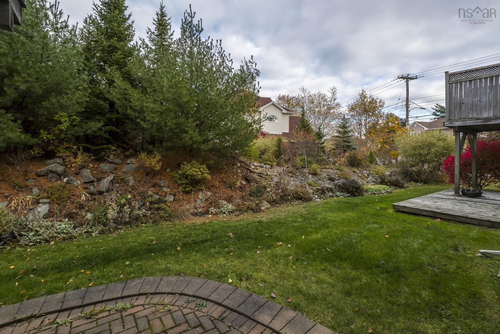 11 Kirkwood Court, Bedford, NS (MLS 202526810)