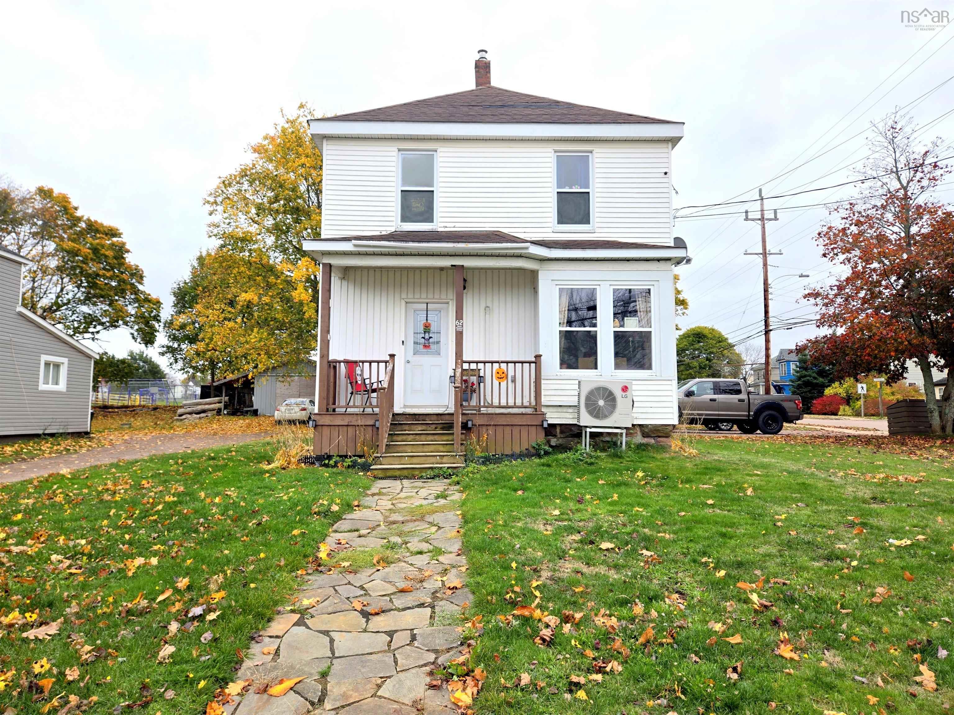 62 West Pleasant Street, Amherst, NS (MLS® 202526811)
