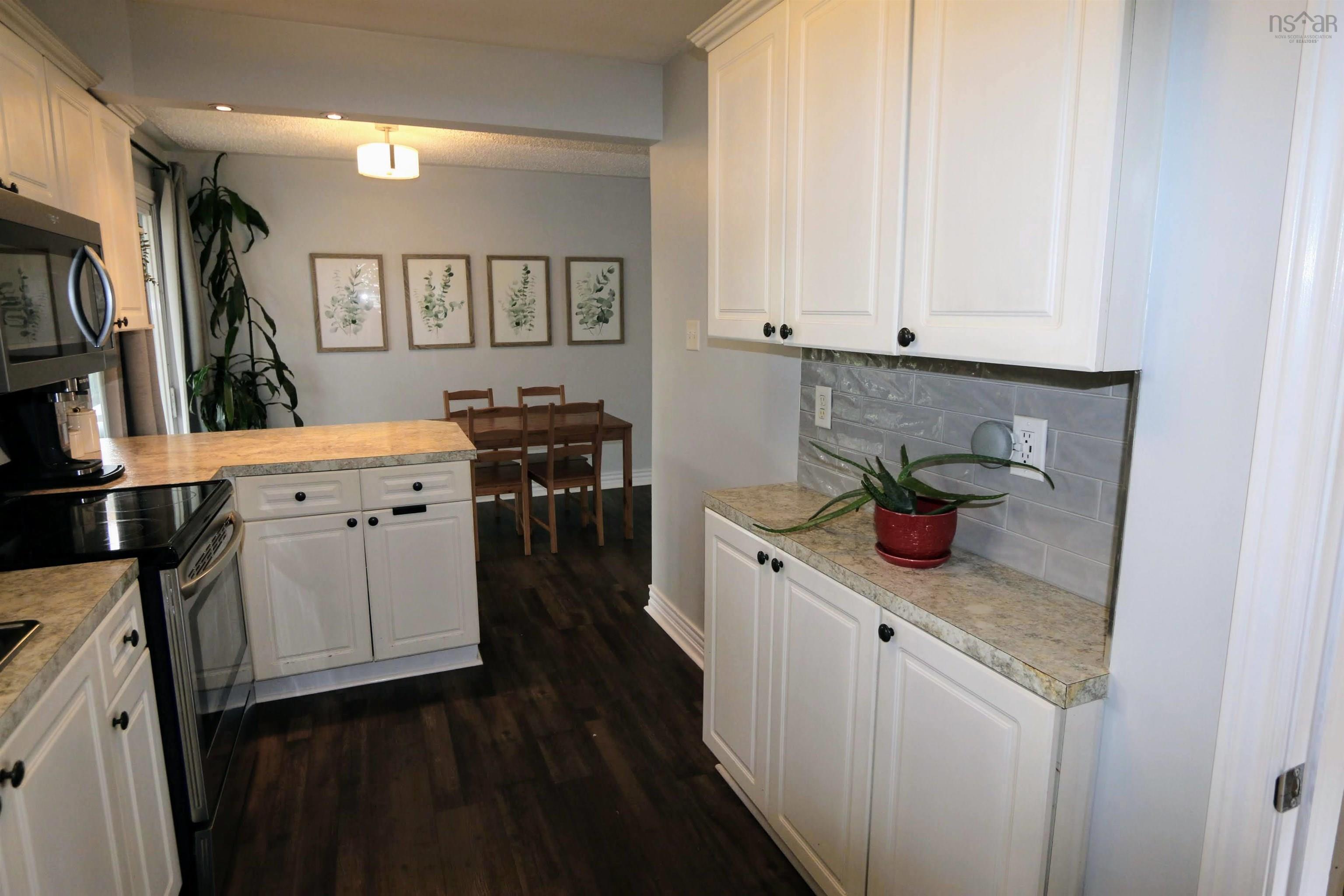 32 Lawson Avenue, Dartmouth, NS (MLS 202526819)