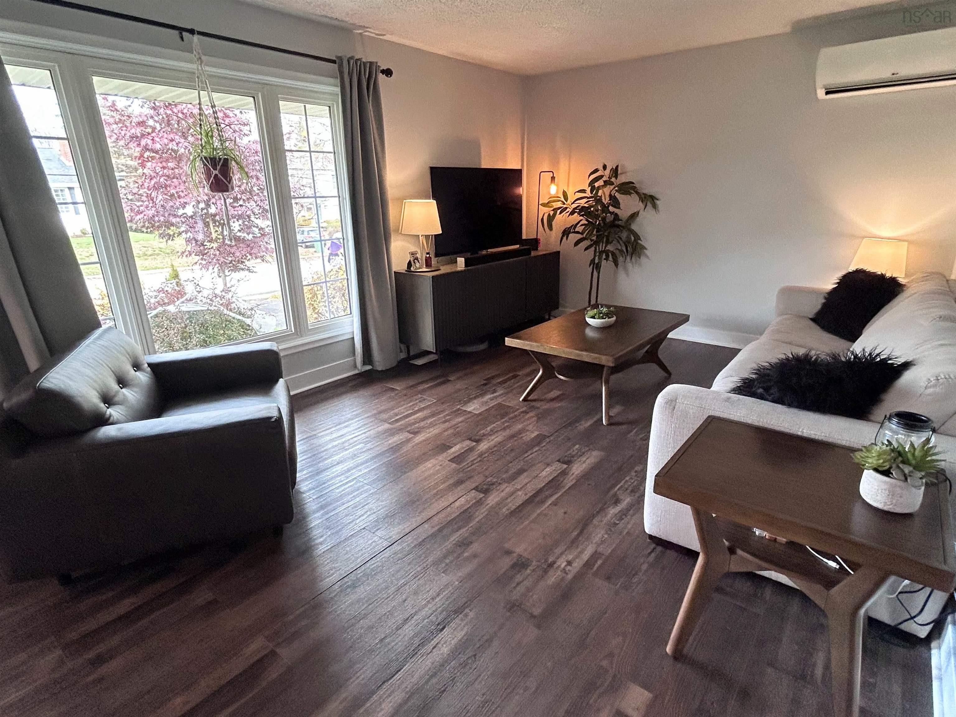 32 Lawson Avenue, Dartmouth, NS (MLS 202526819)