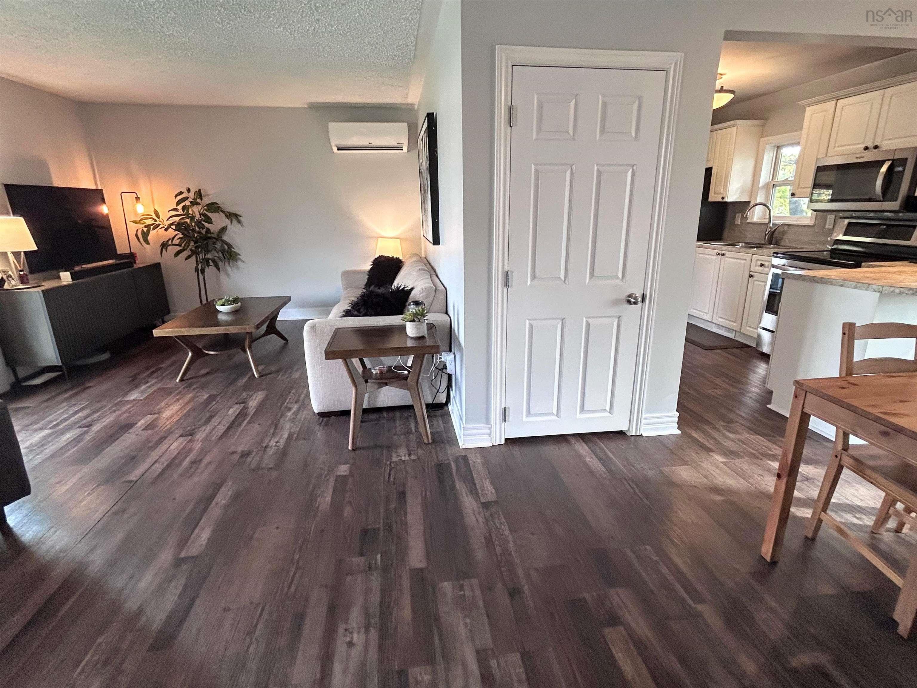 32 Lawson Avenue, Dartmouth, NS (MLS 202526819)