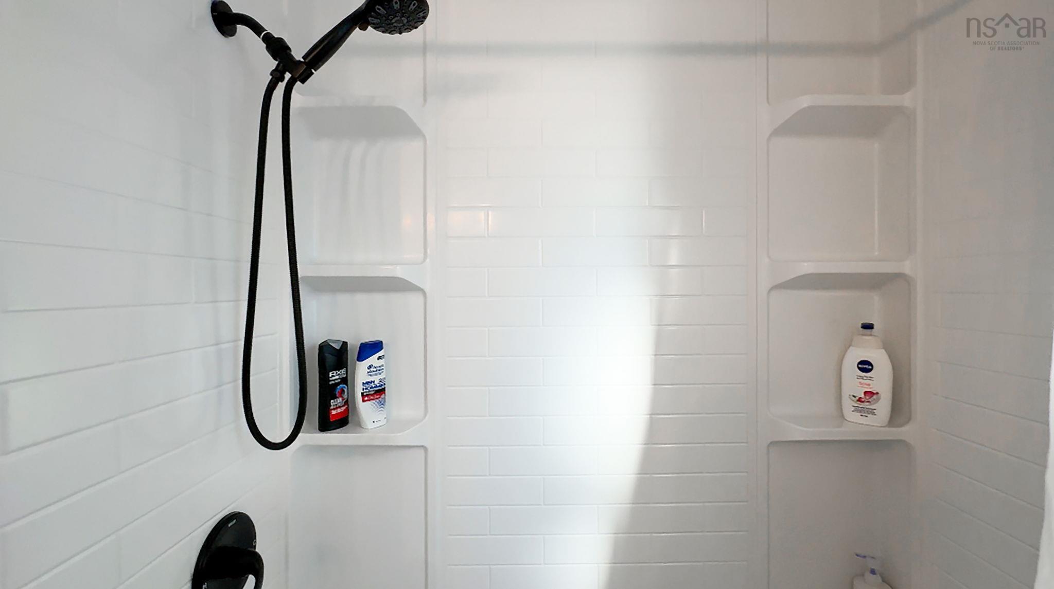 7 Shawinigan Road, Dartmouth, NS (MLS 202526820)