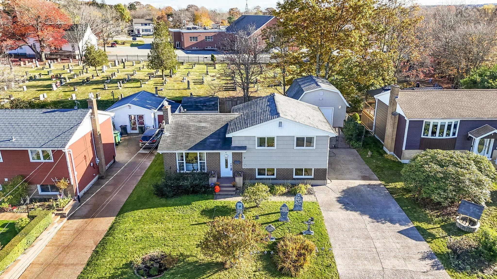 7 Shawinigan Road, Dartmouth, NS (MLS 202526820)