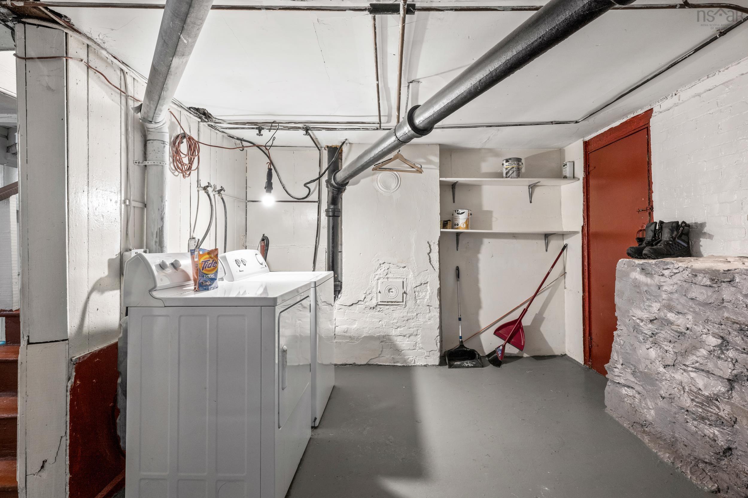 5792 West Street, Halifax, NS (MLS 202526831)