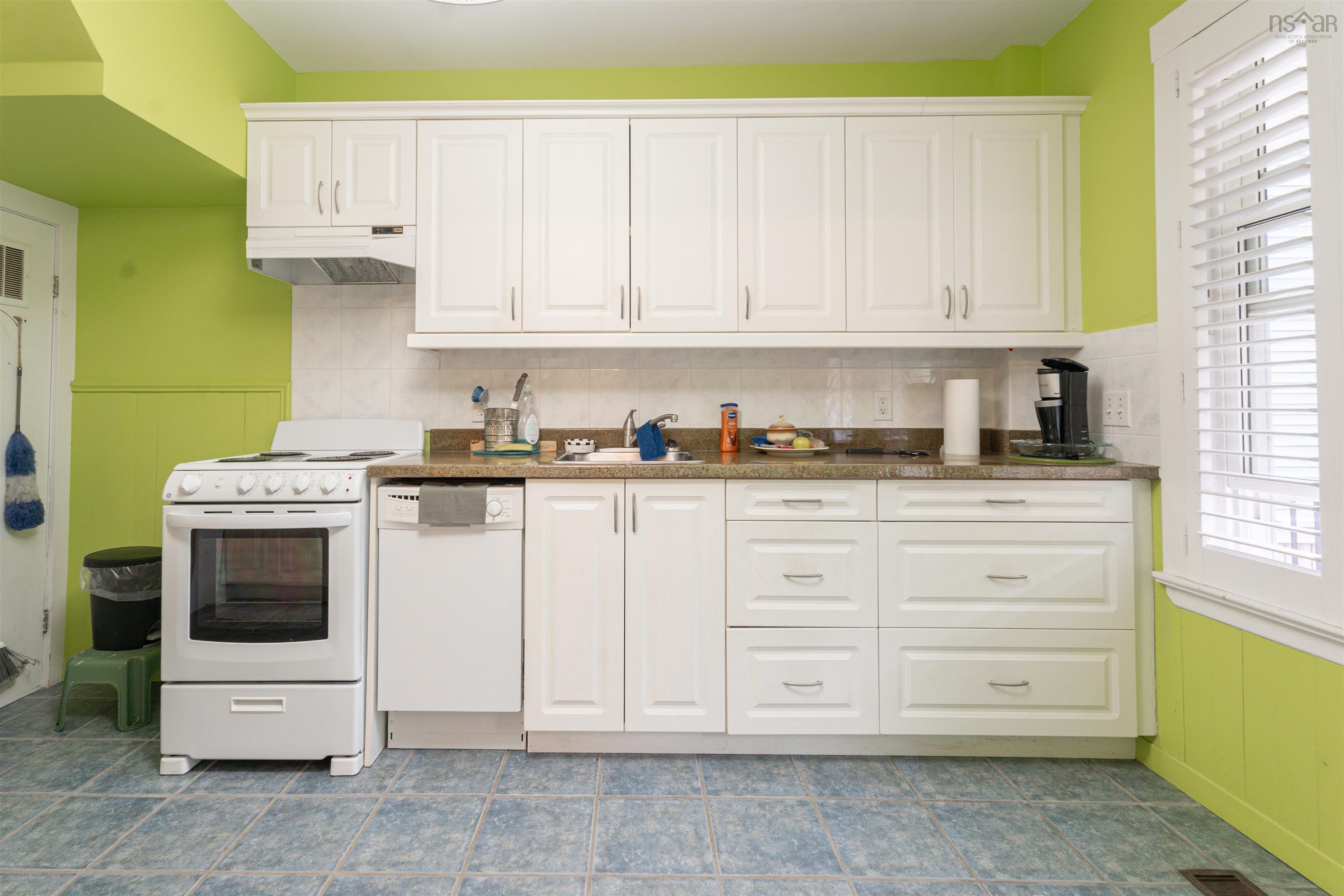 5865 Kane Street, Halifax, NS (MLS 202526843)