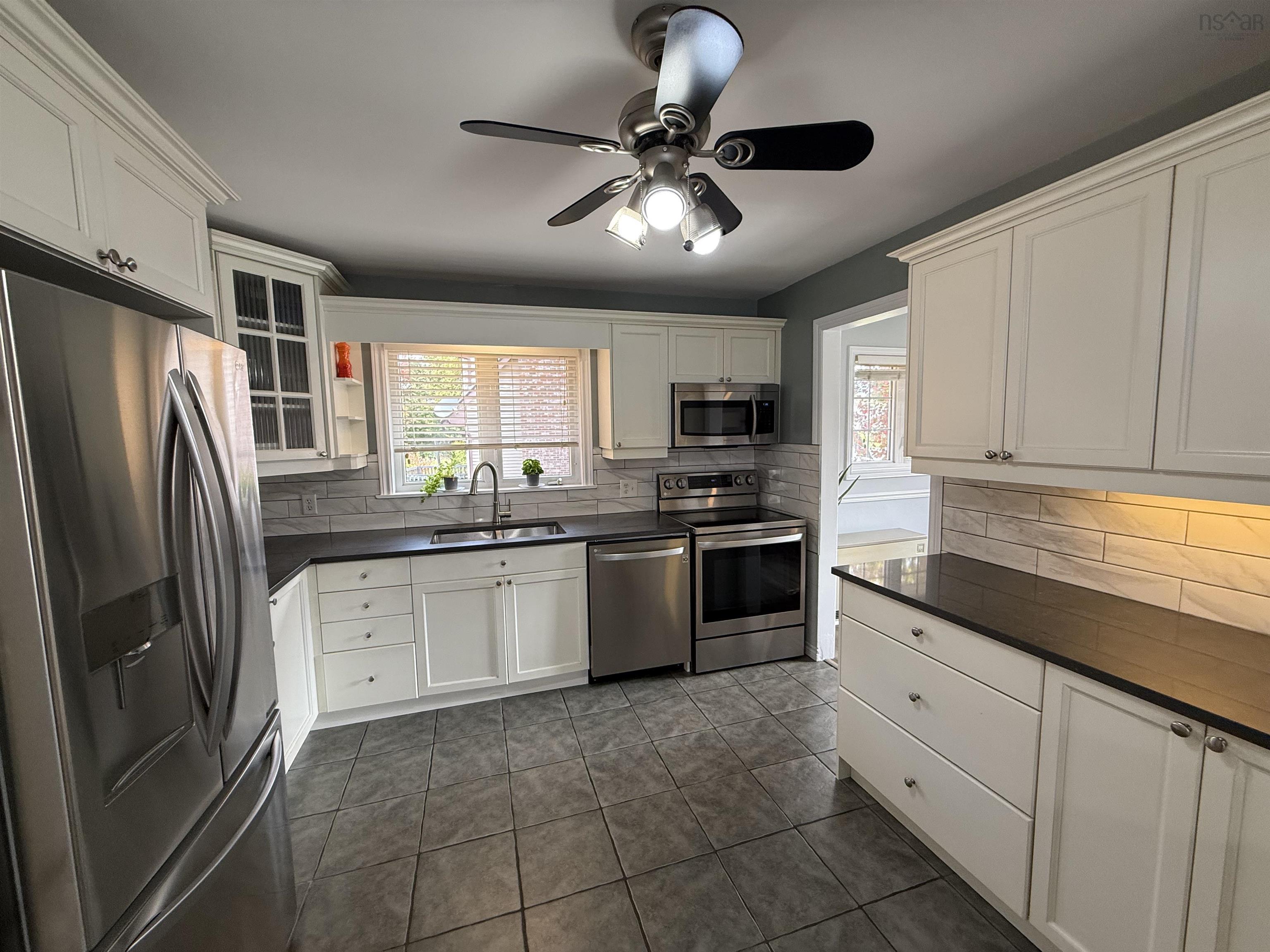 44 Flagstone Drive, Cole Harbour, NS (MLS 202526862)