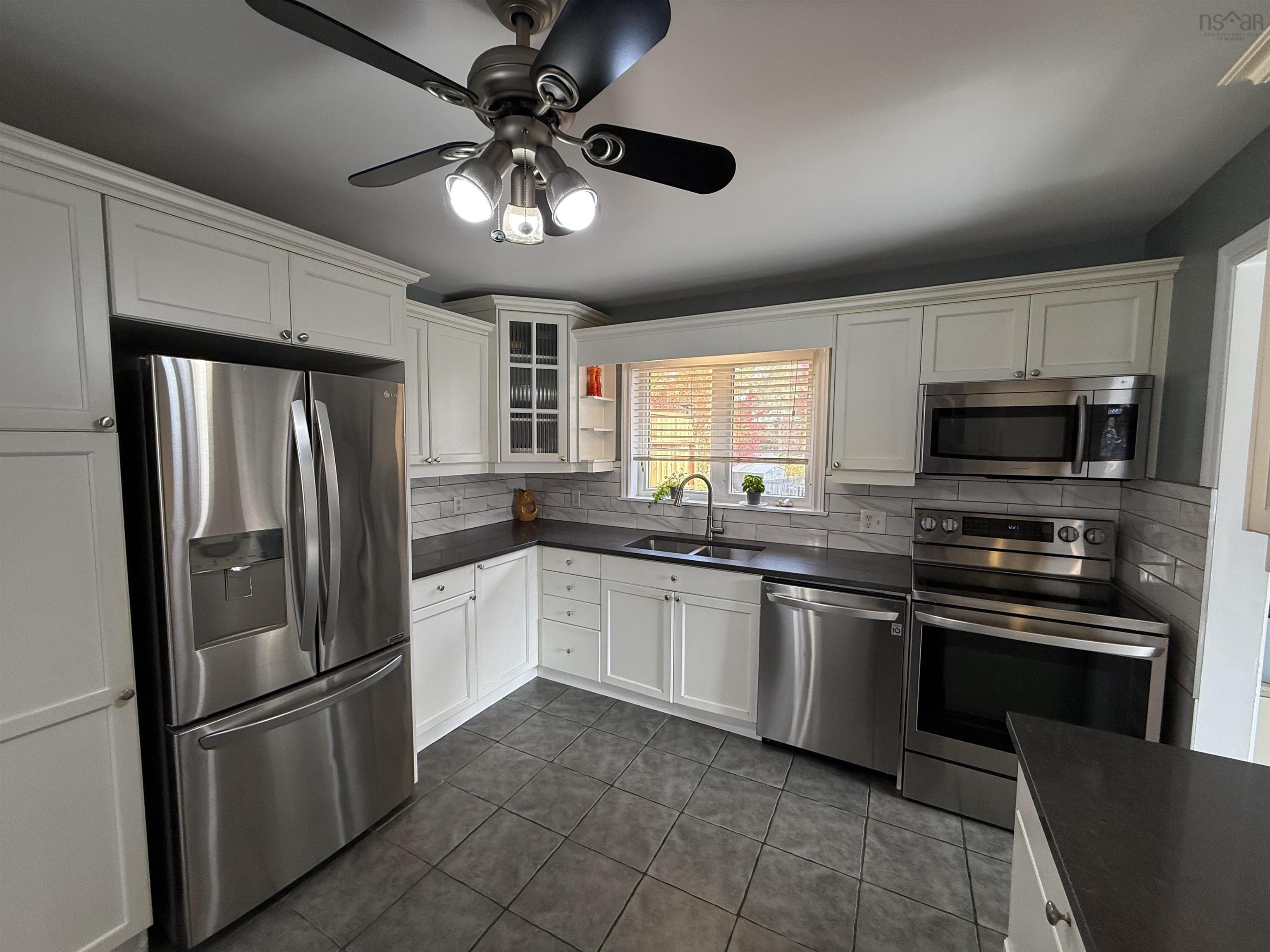 44 Flagstone Drive, Cole Harbour, NS (MLS 202526862)