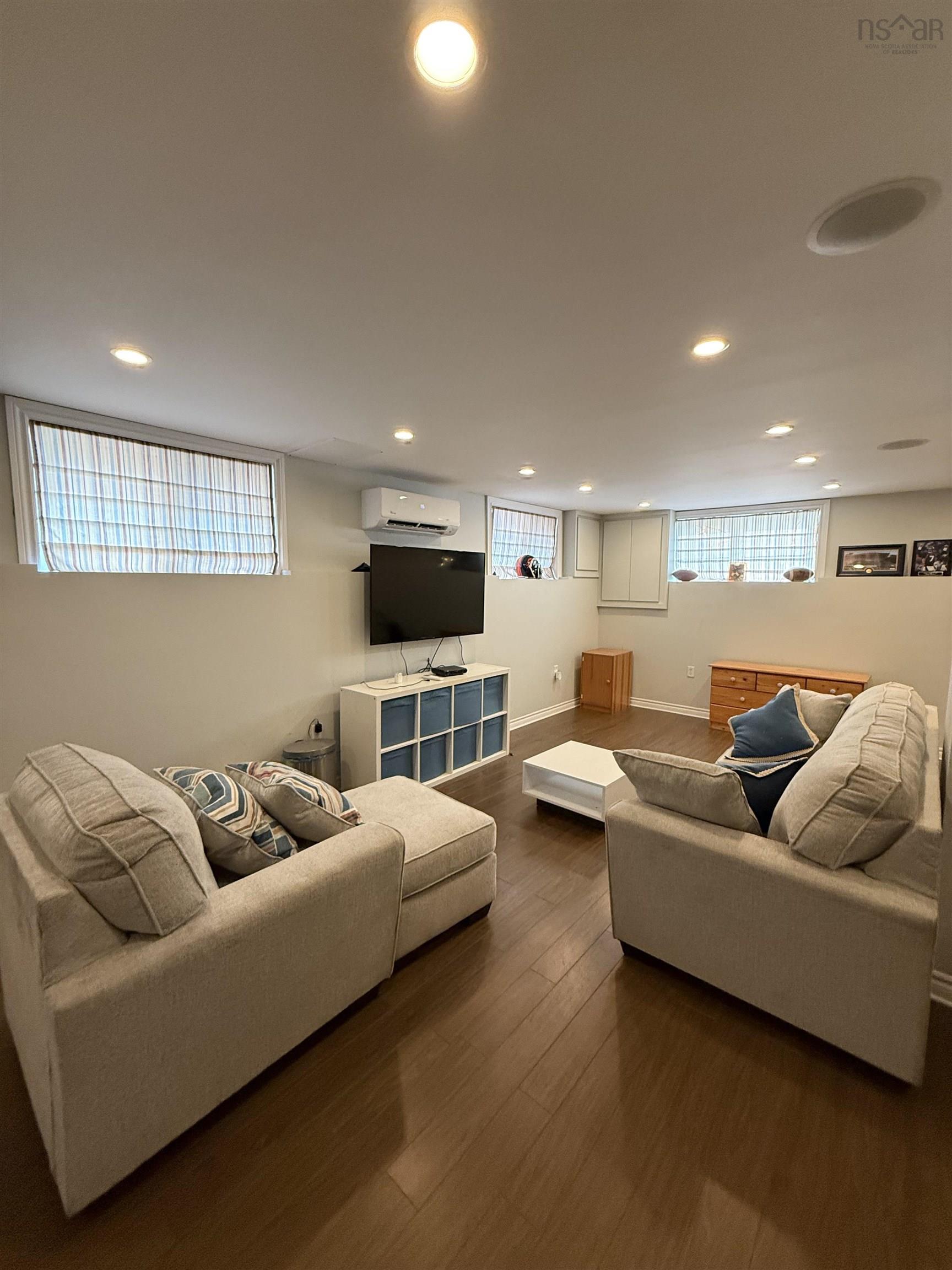 44 Flagstone Drive, Cole Harbour, NS (MLS 202526862)