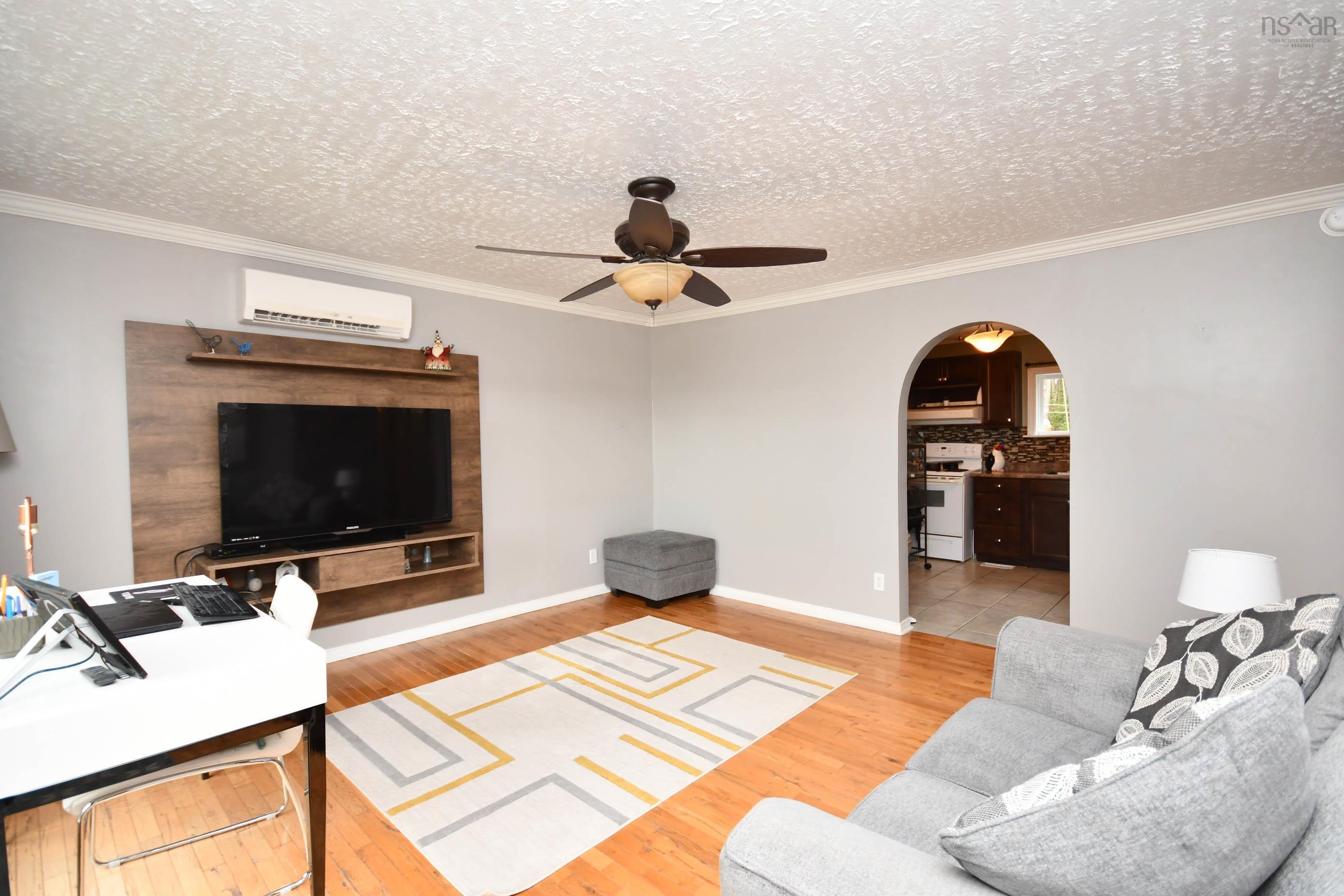 180 Lakeview Avenue, Middle Sackville, NS (MLS 202526877)